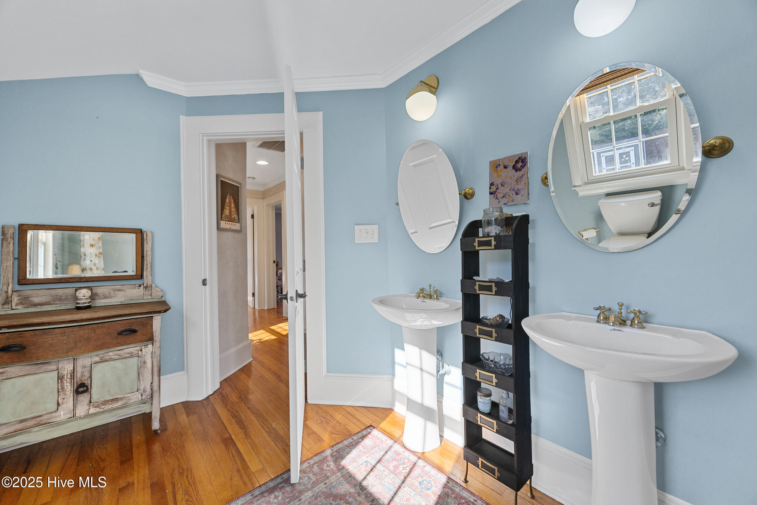 100544713 | Photo 39