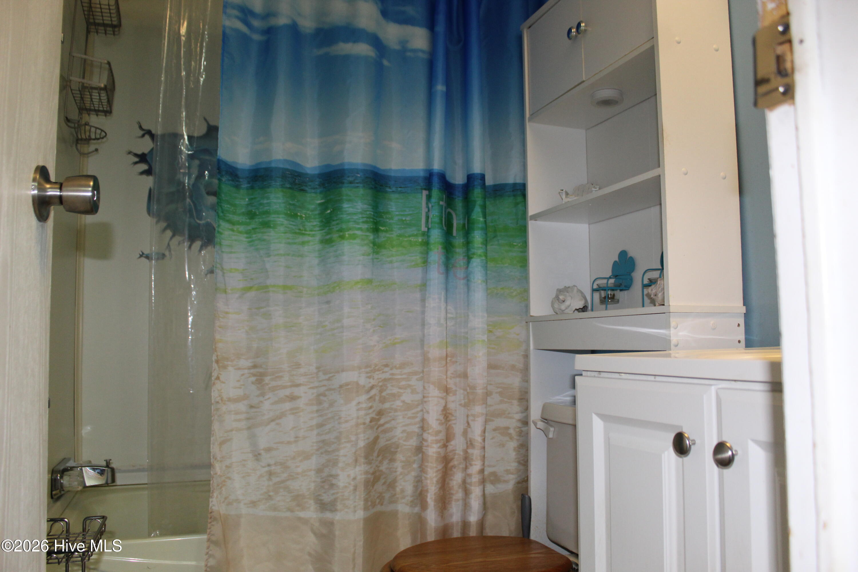 100527768 | Photo 21