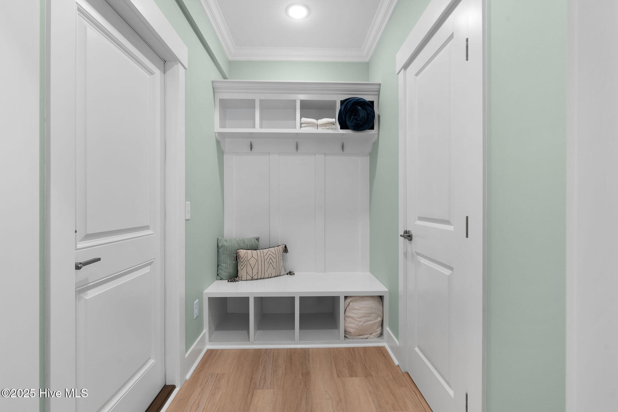 100555658 | Photo 43