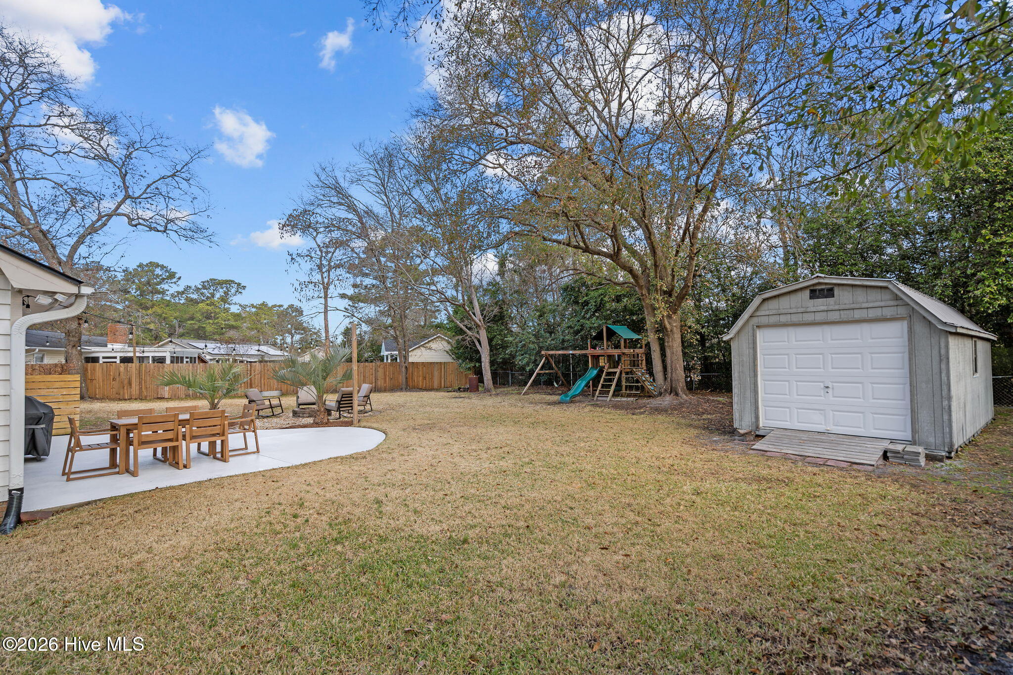 100552729 | Photo 40