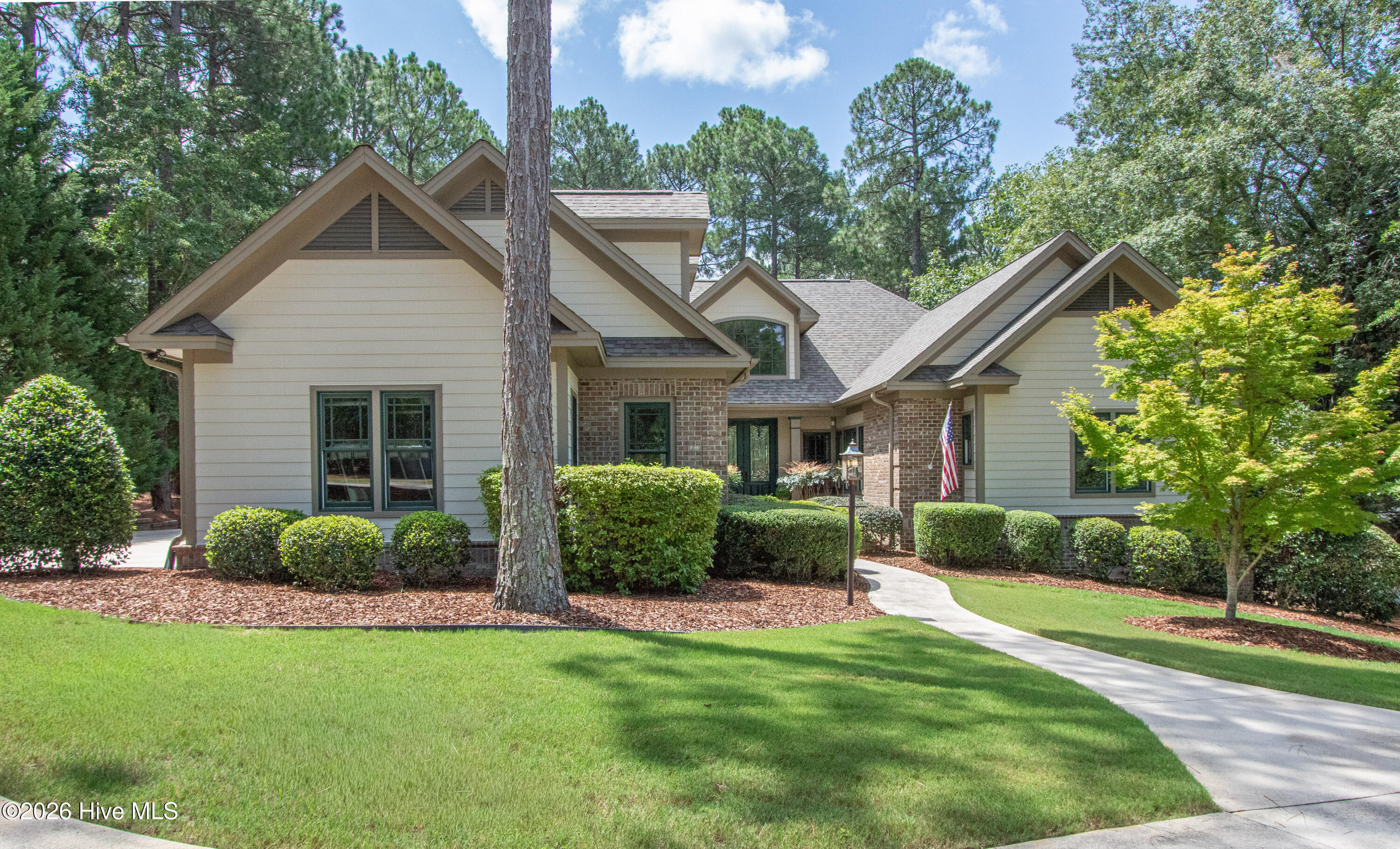 Photo 2 of Single family home for sale at 15 Kilbride Dr, Pinehurst, NC 28374 | MLS# 100600937 | Listing updated on 2026-09-03