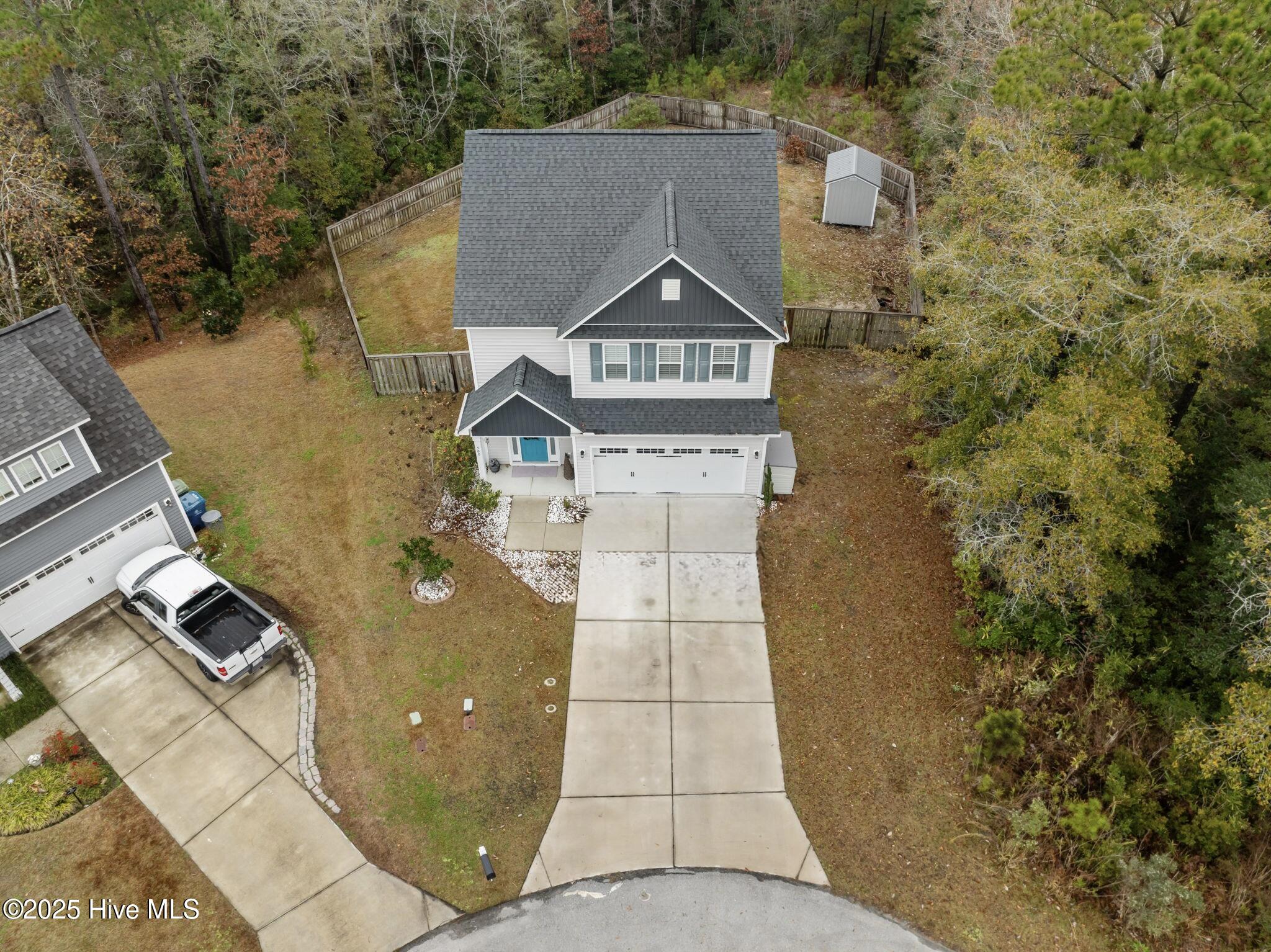 100544469 | Photo 43