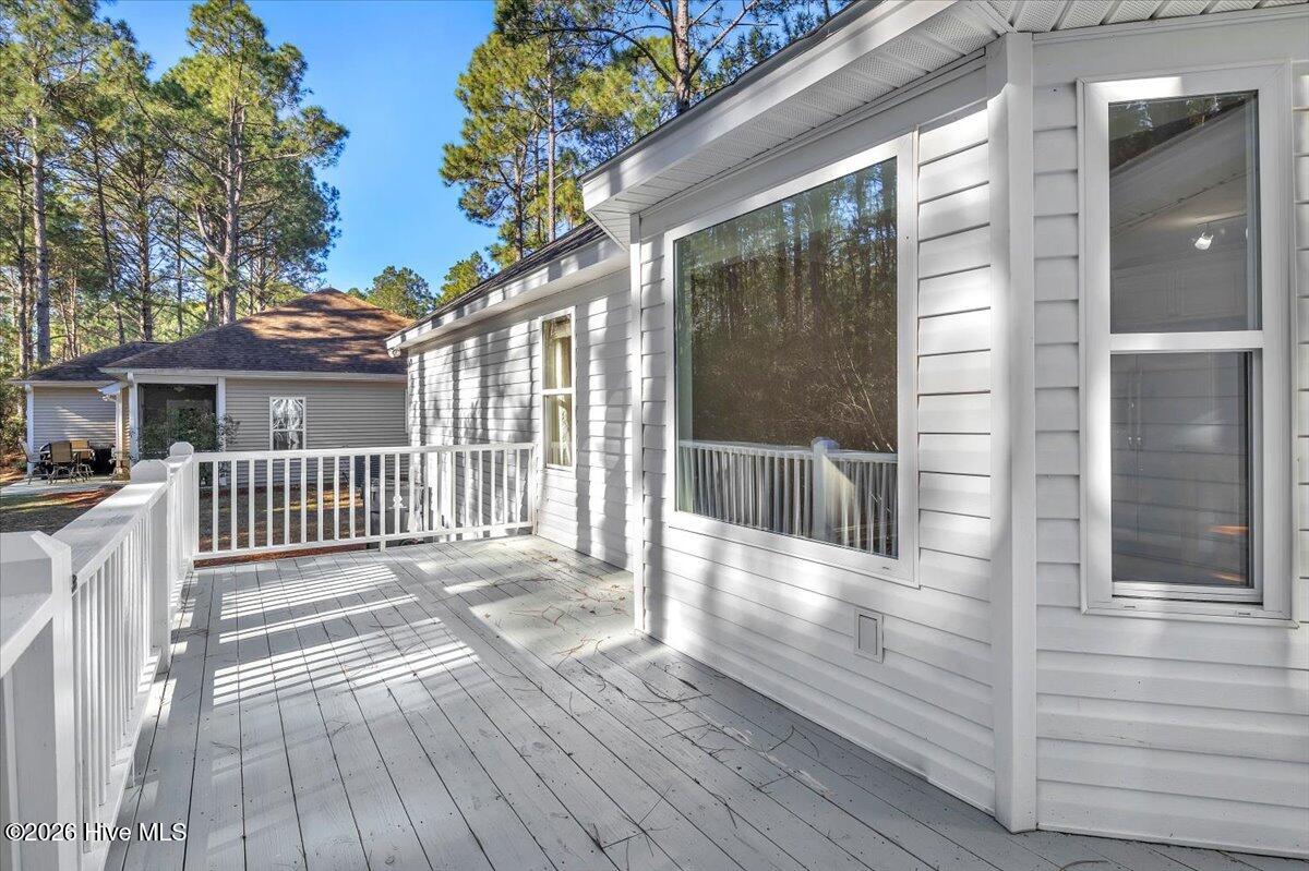 100556413 | Photo 48