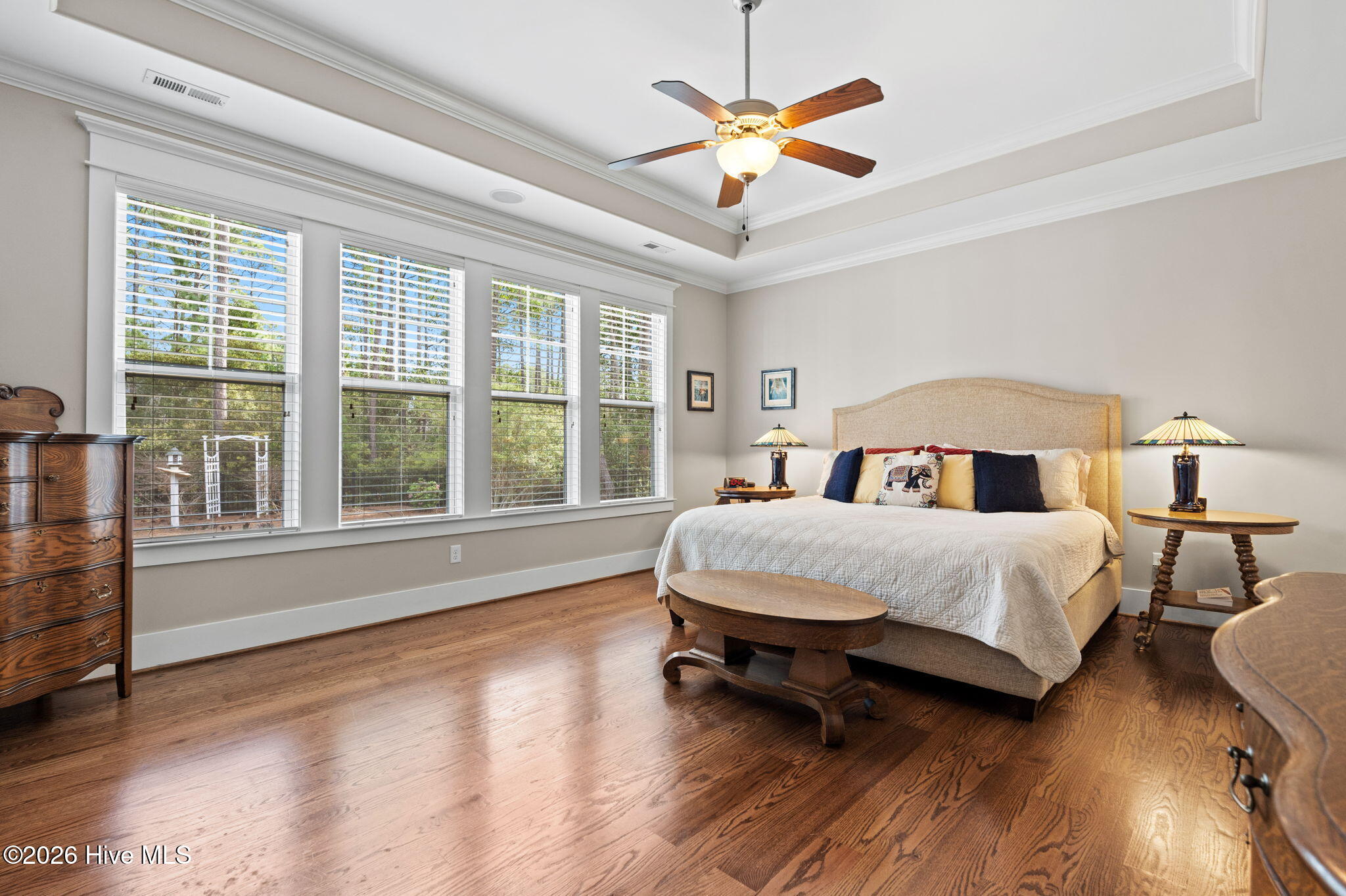 100566382 | Photo 23