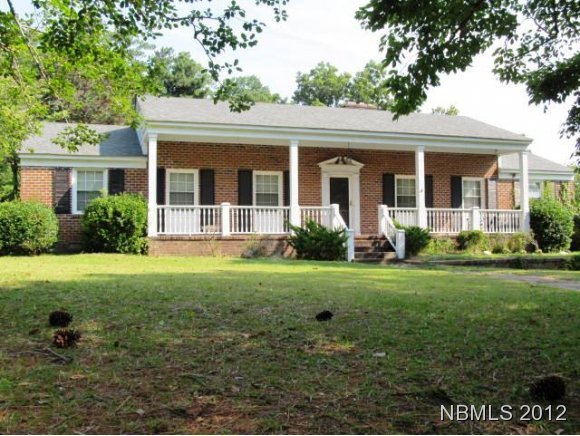 2124 Neuse Cliffs Circle, New Bern, NC 28560 Listing Photo  1