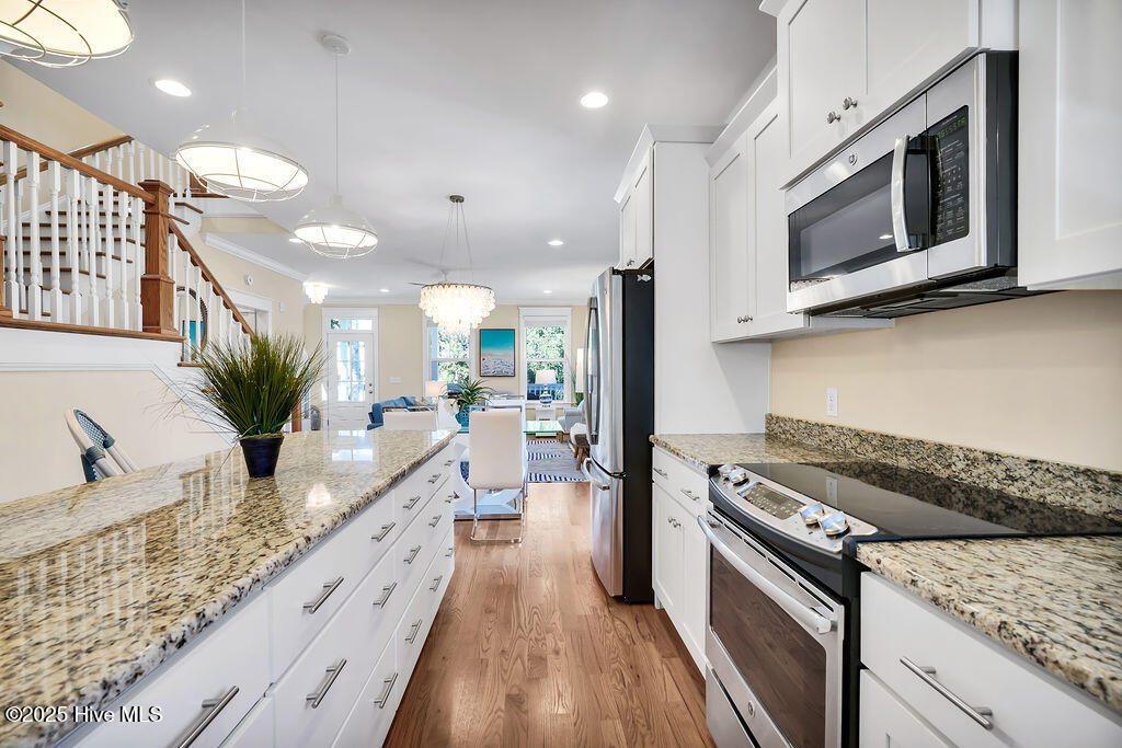 100539026 | Photo 34