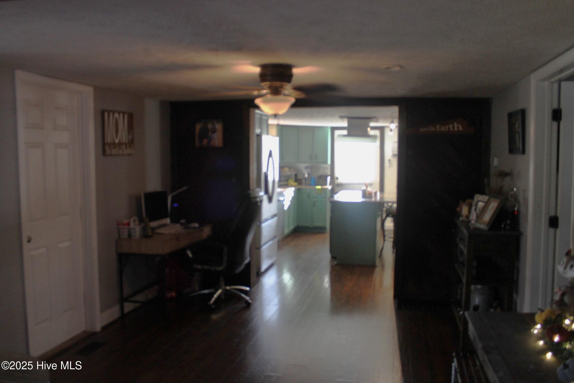 100541435 | Photo 11