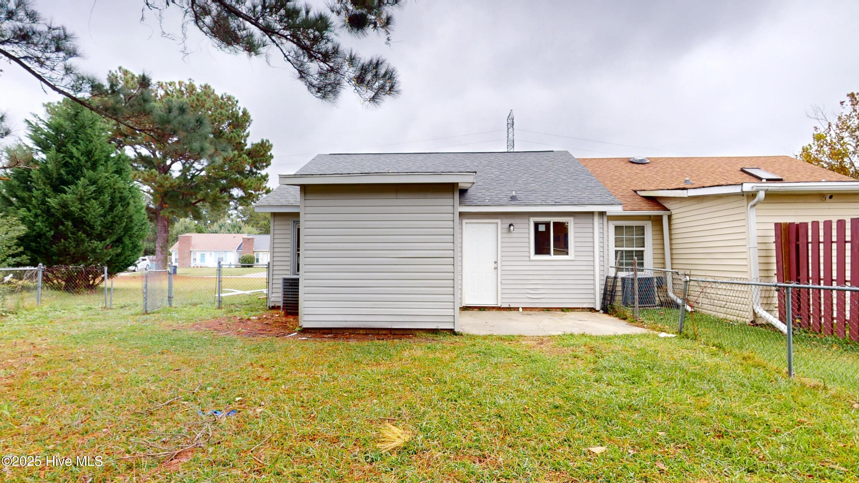 100536322 | Photo 27