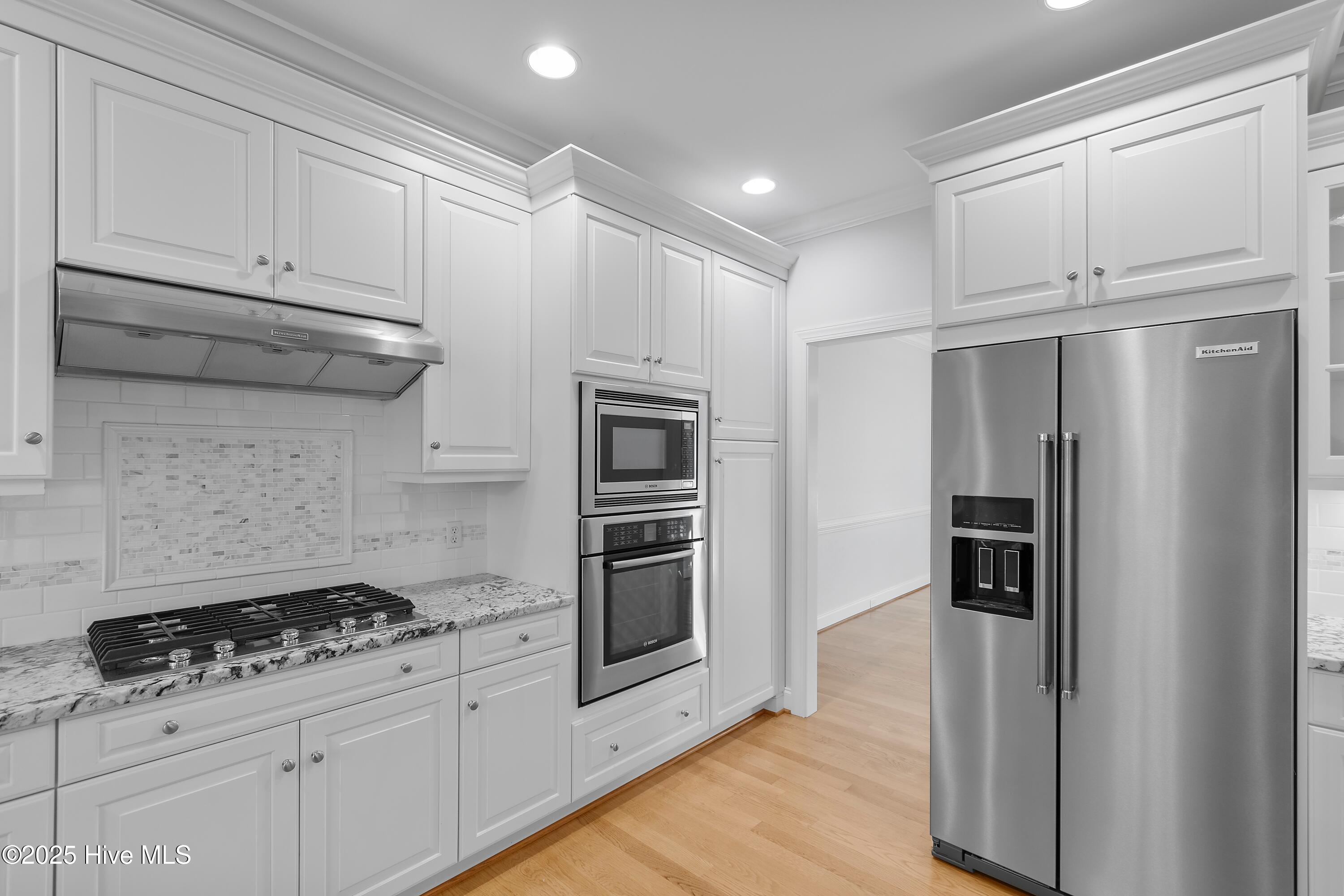 100537918 | Photo 10