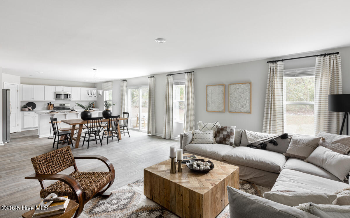 100538604 | Photo 30