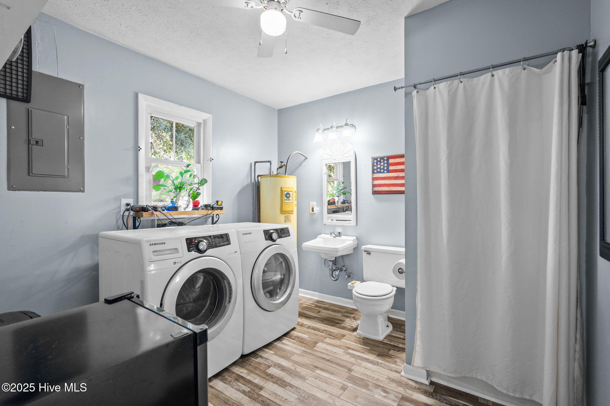 100522385 | Photo 27