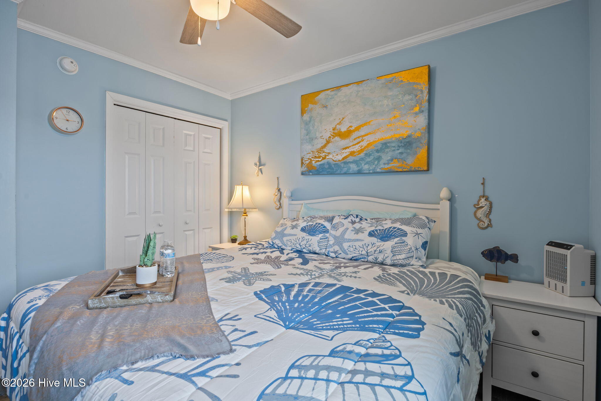 100561169 | Photo 10