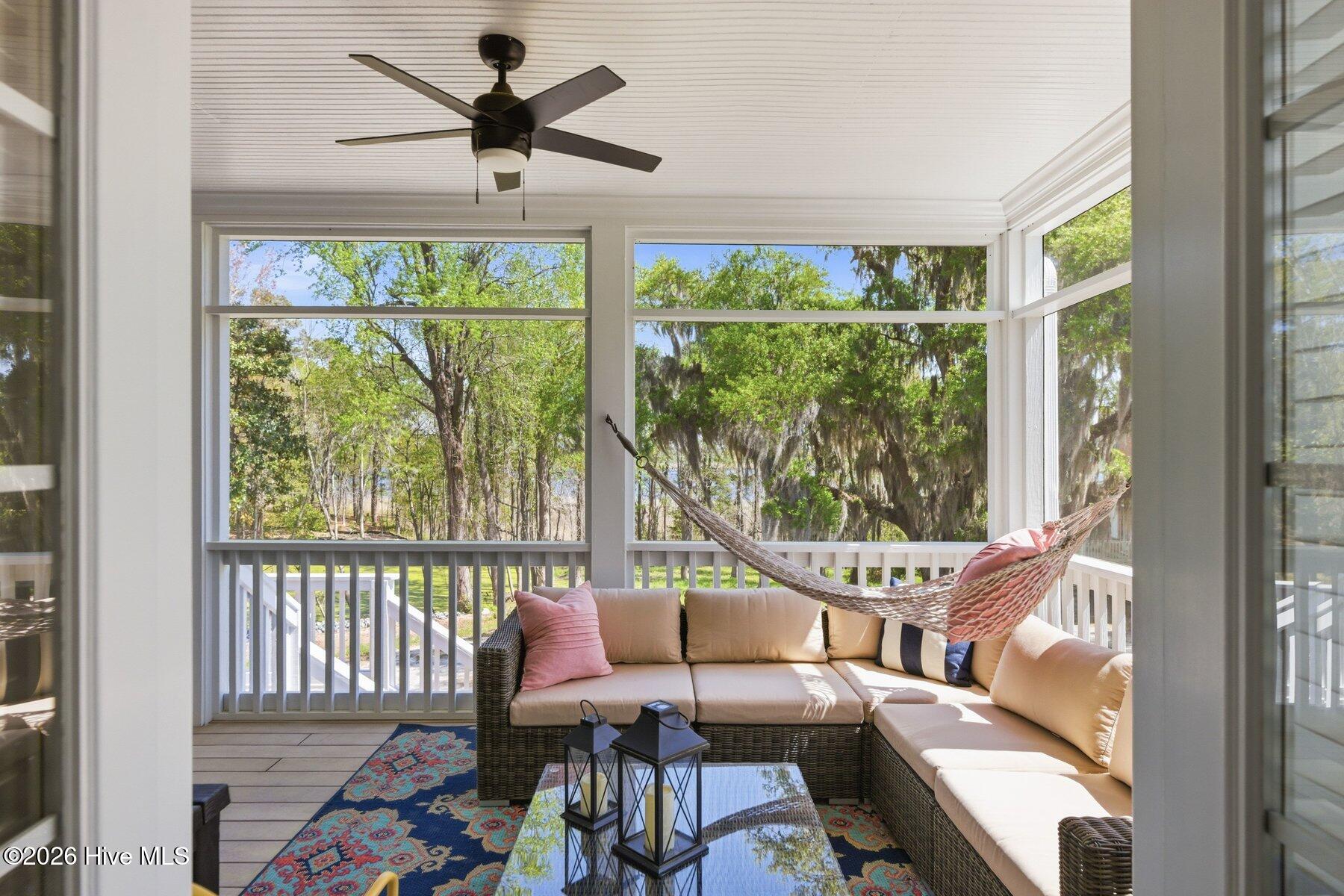 100564034 | Photo 21