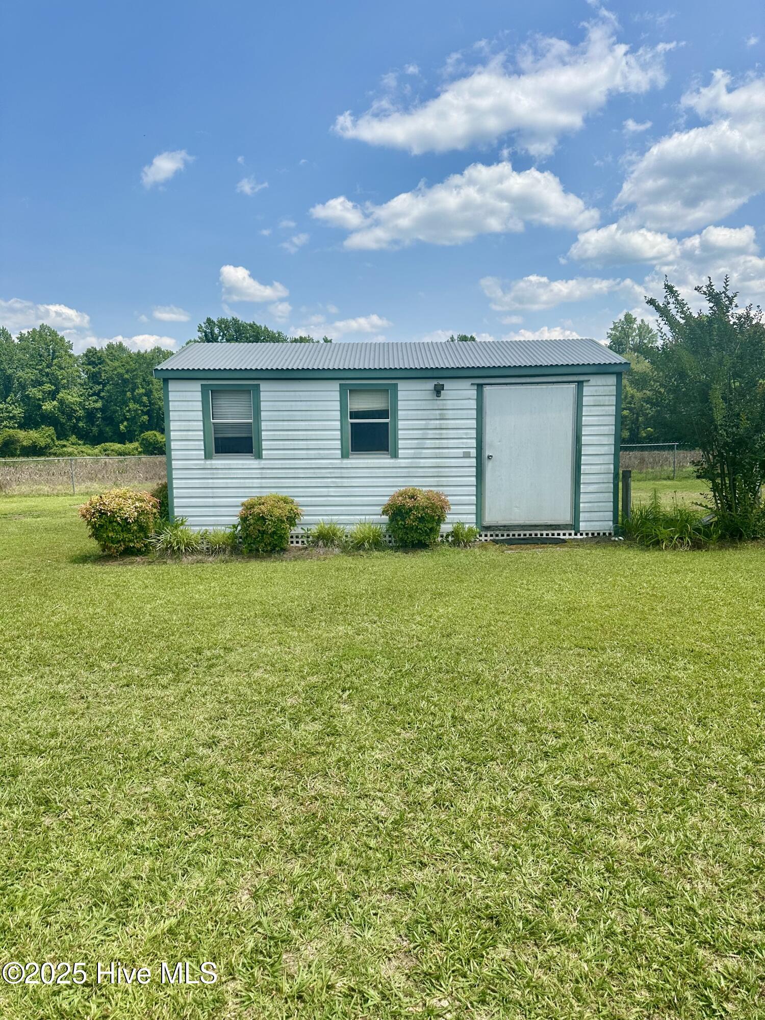 100512329 | Photo 27