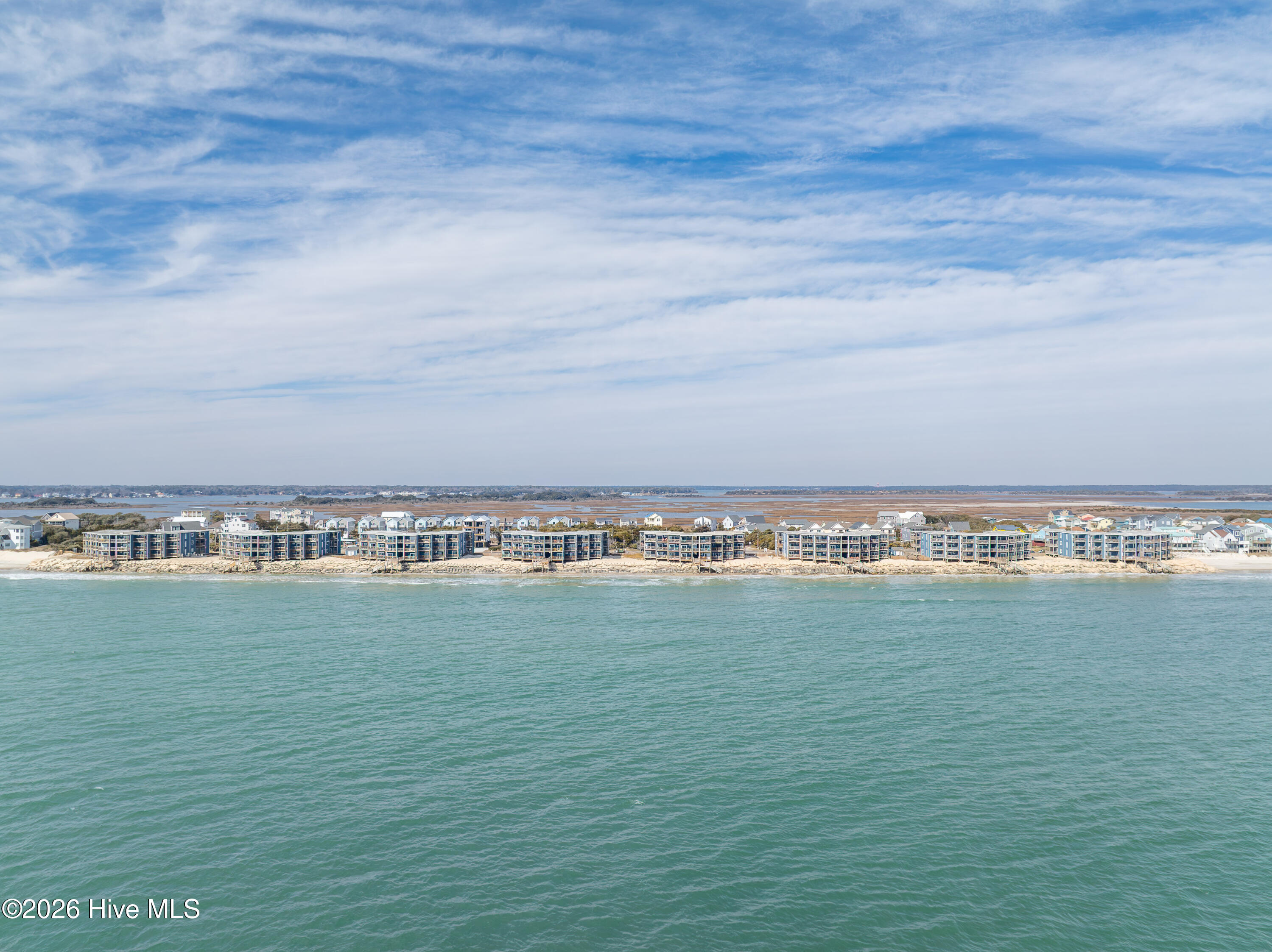 100511229 | Photo 34