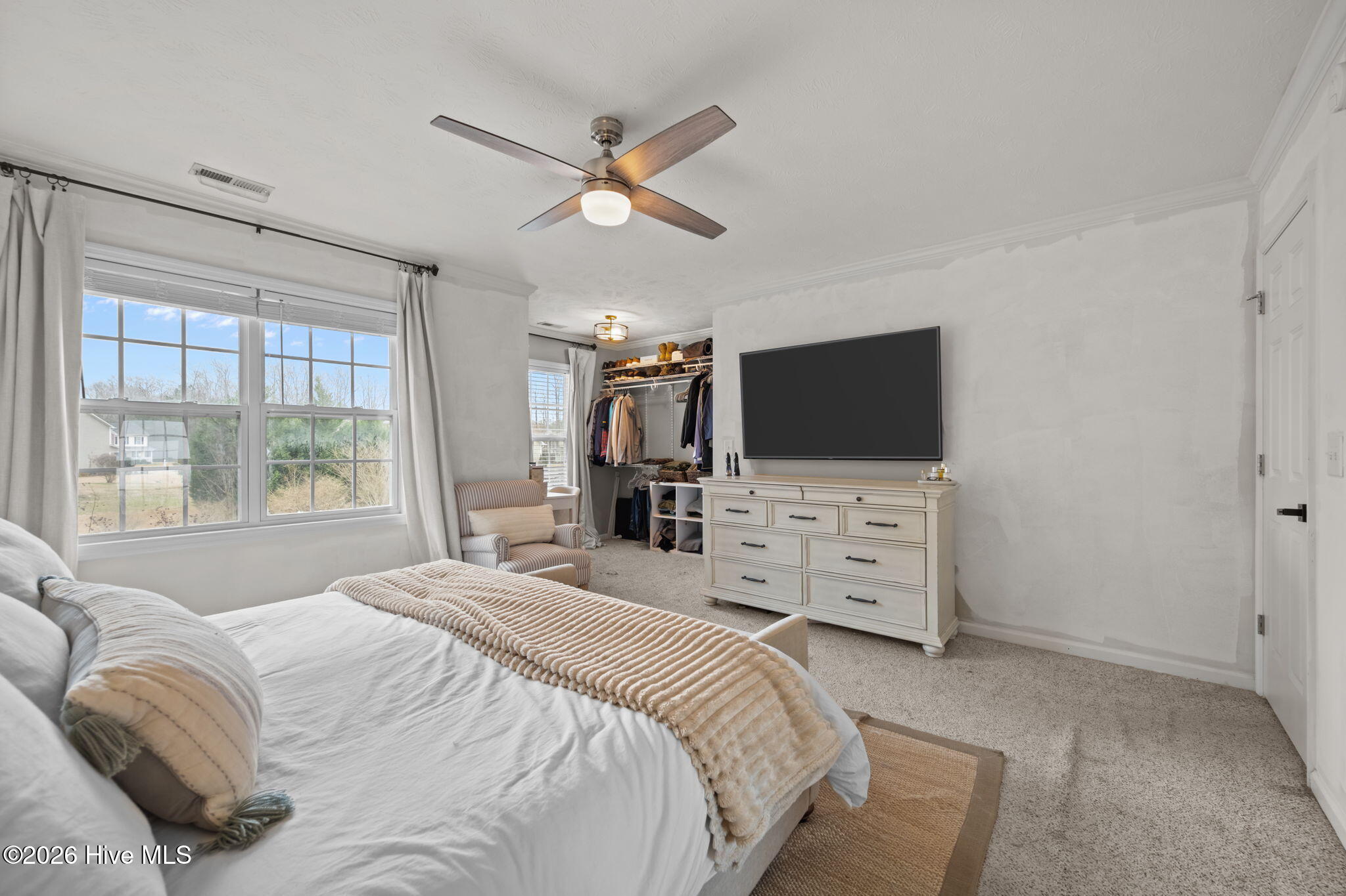 100557121 | Photo 27