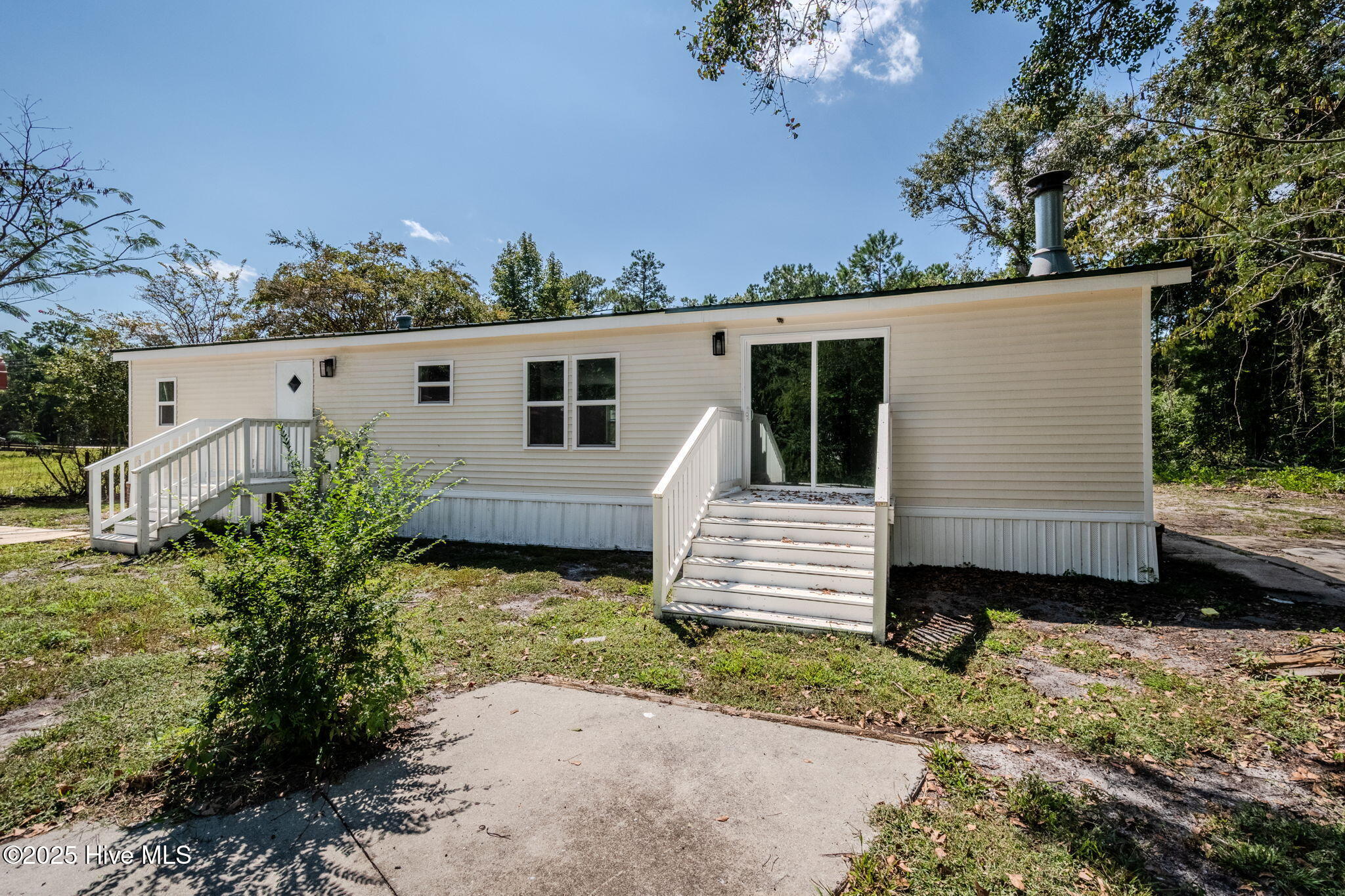 100532331 | Photo 23