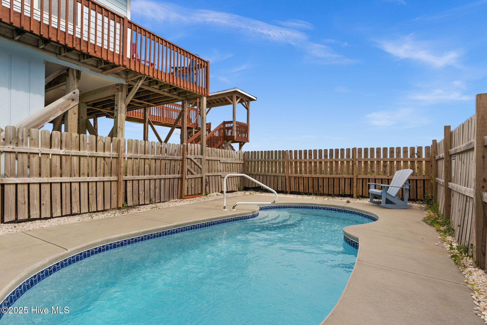 100508496 | Photo 42