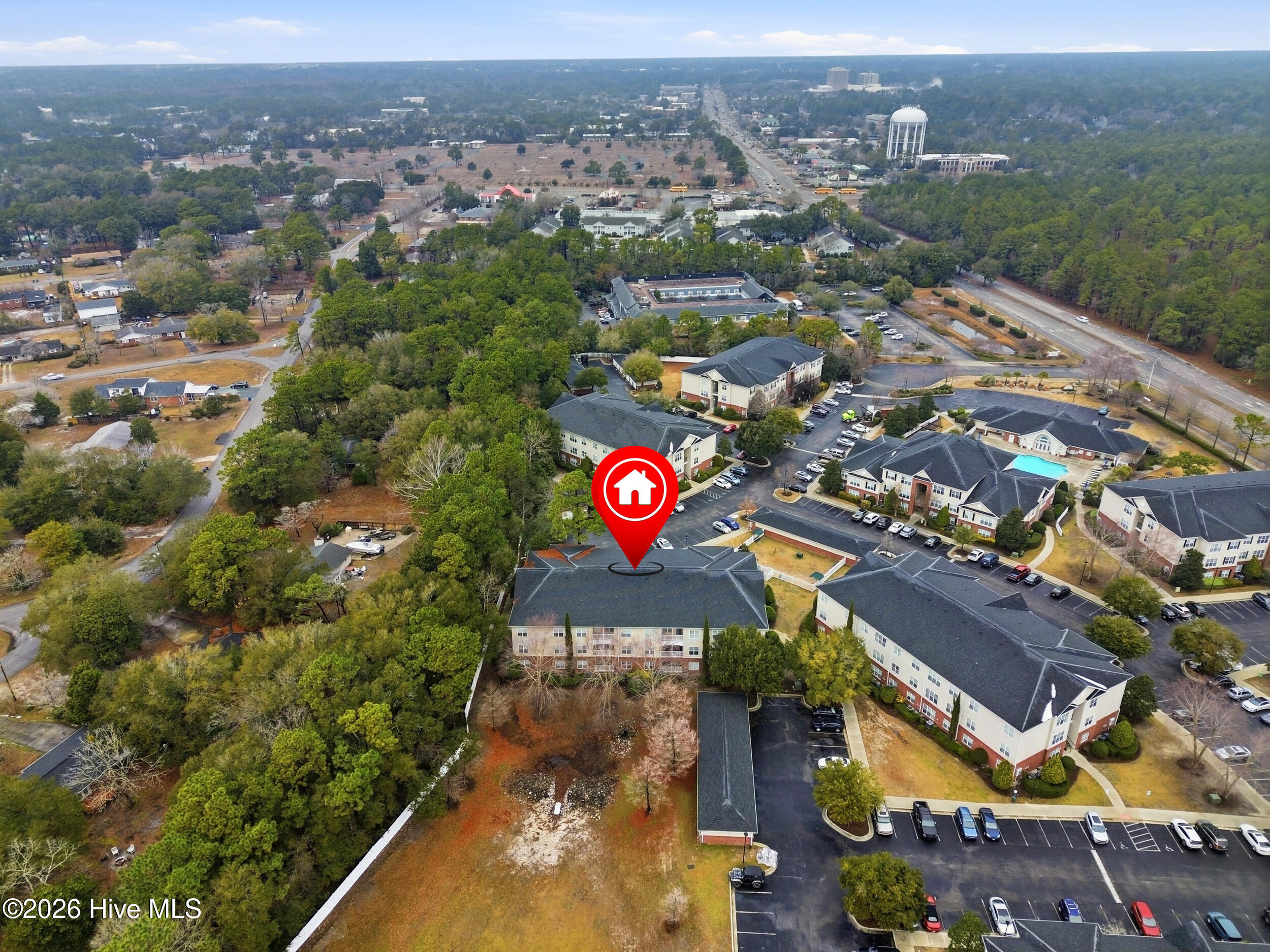 100553296 | Photo 33