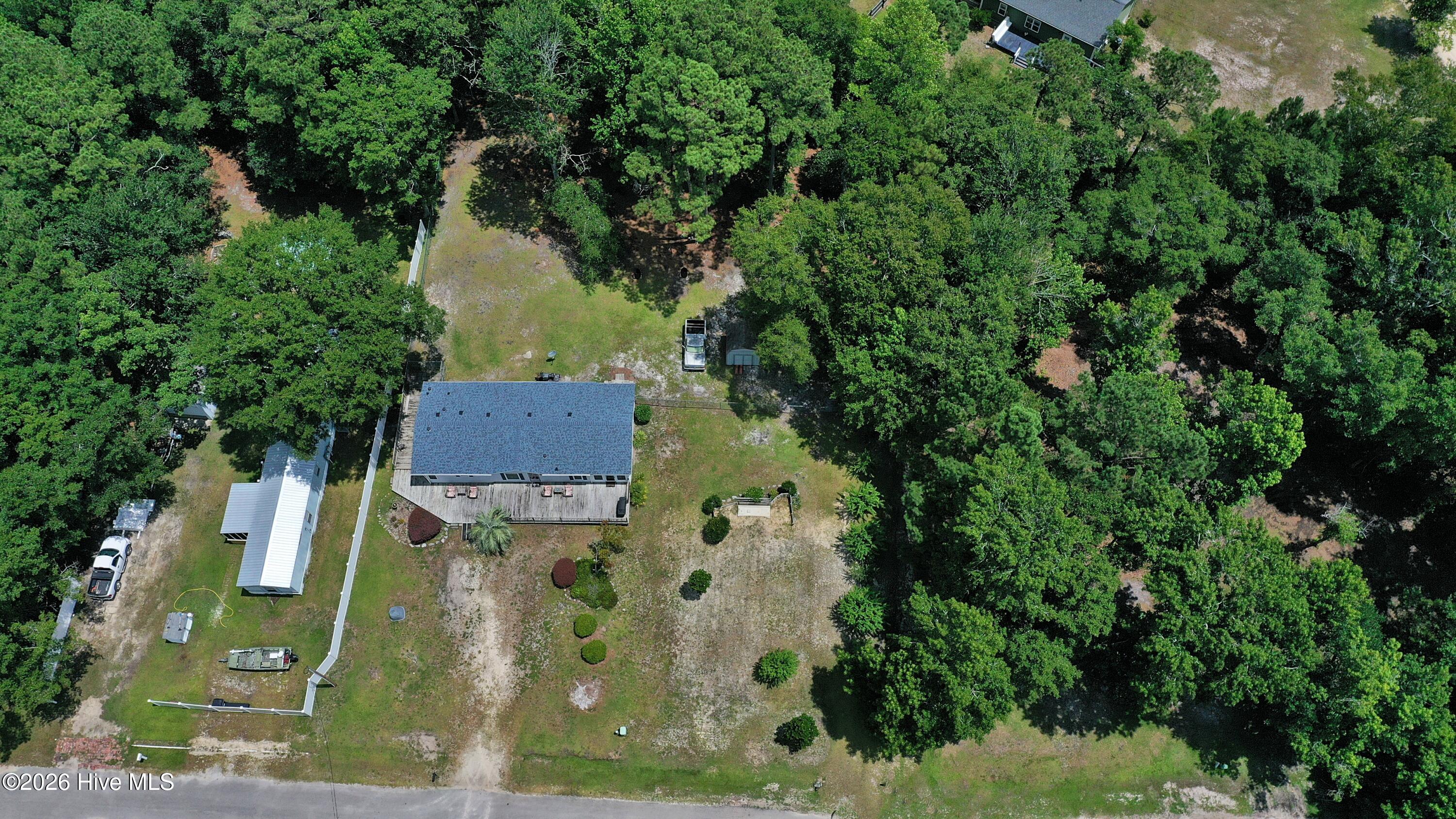 100568147 | Photo 47