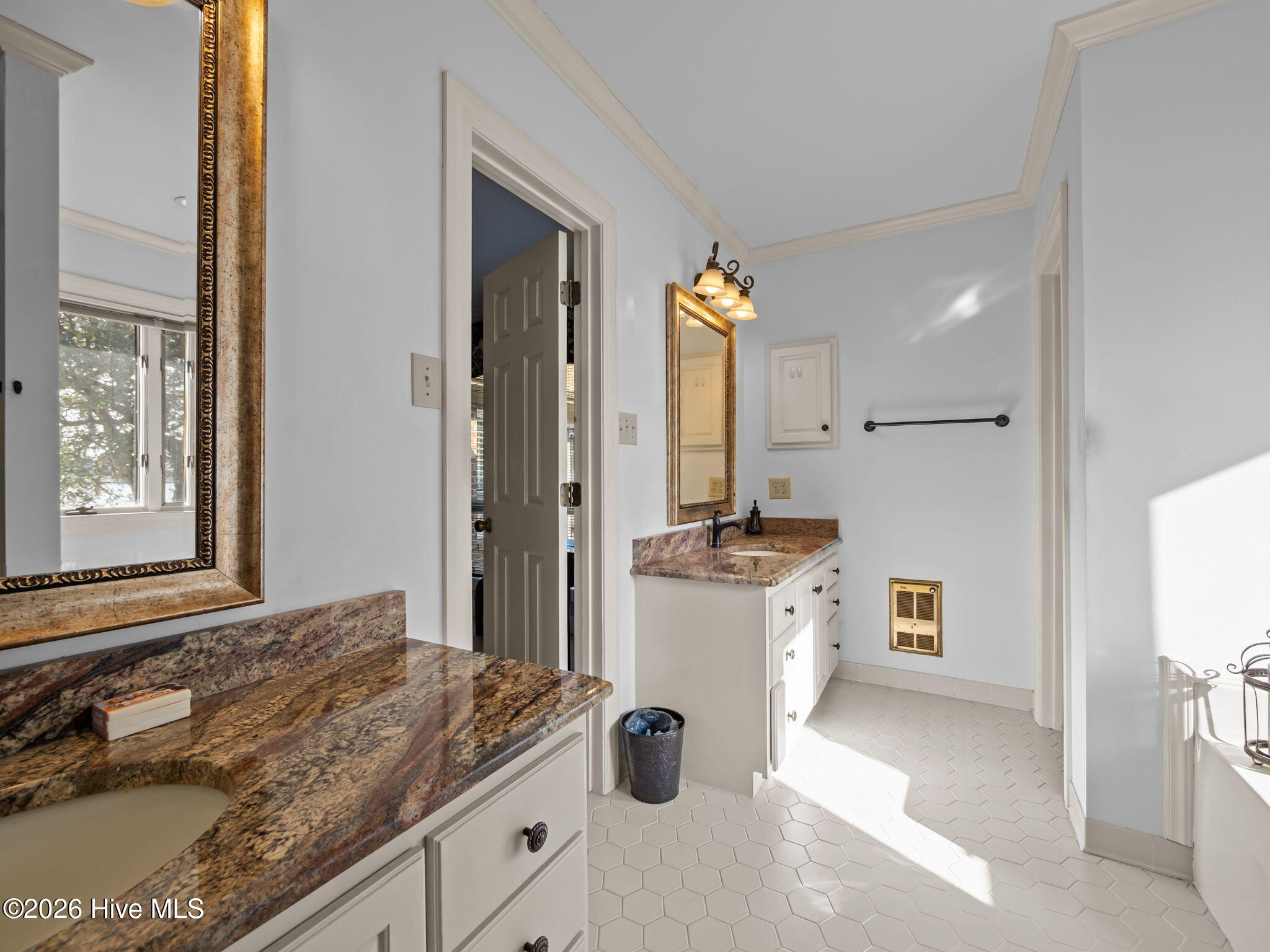 200 Pelican Drive, Newport, NC, 28570