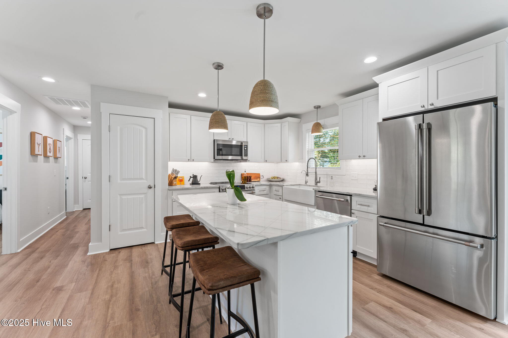 100509282 | Photo 11