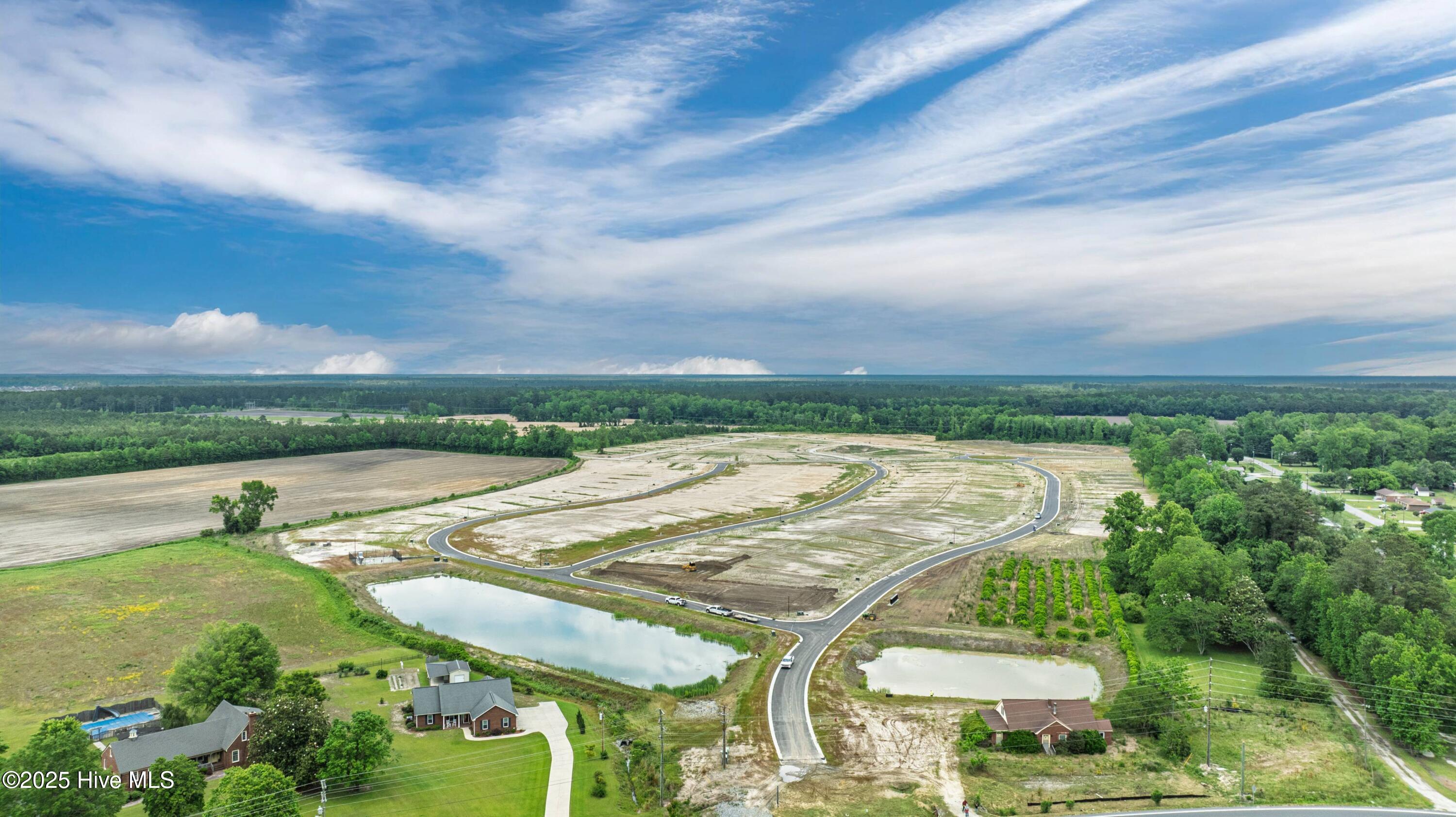 100542103 | Photo 38