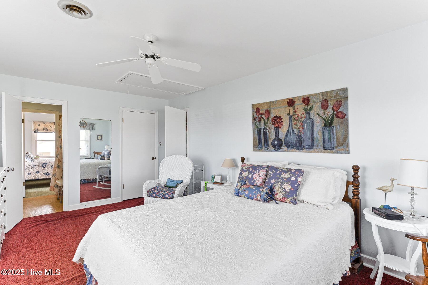 100550039 | Photo 18