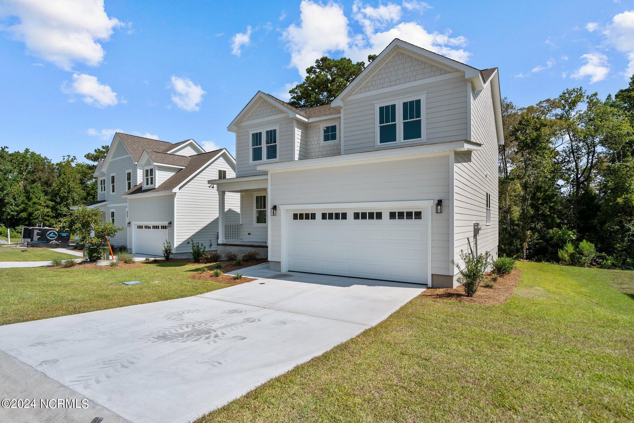 100439102 | Photo 46