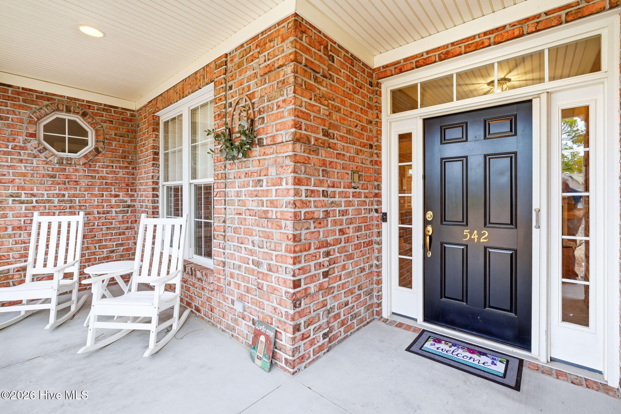 100556153 | Photo 16