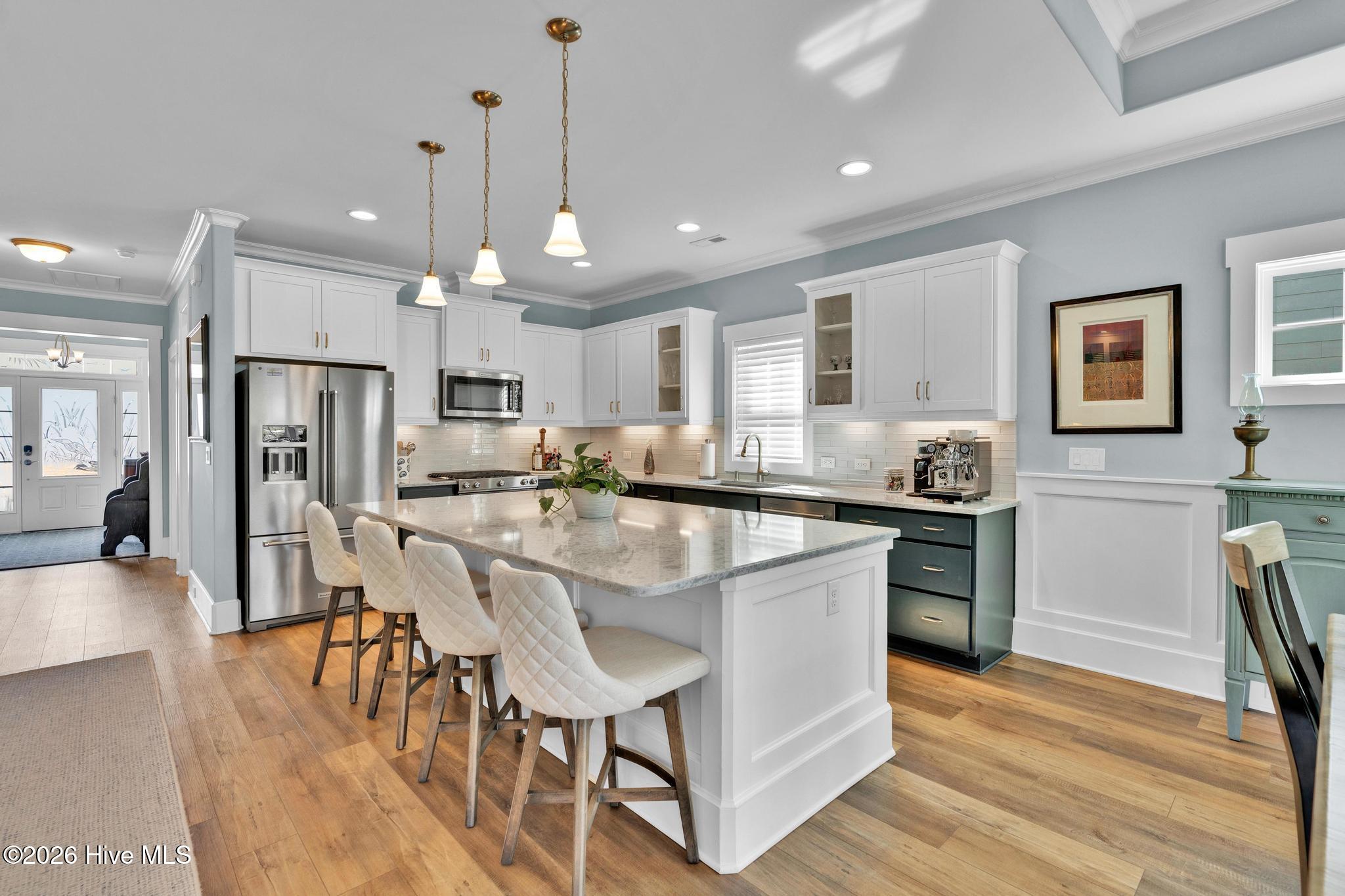 100554961 | Photo 11