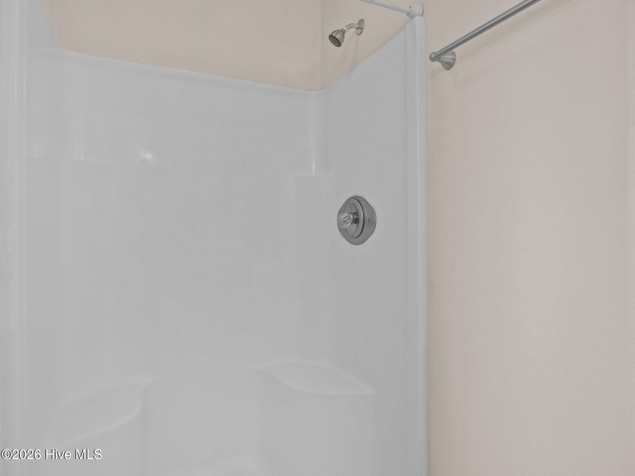 100545708 | Photo 39