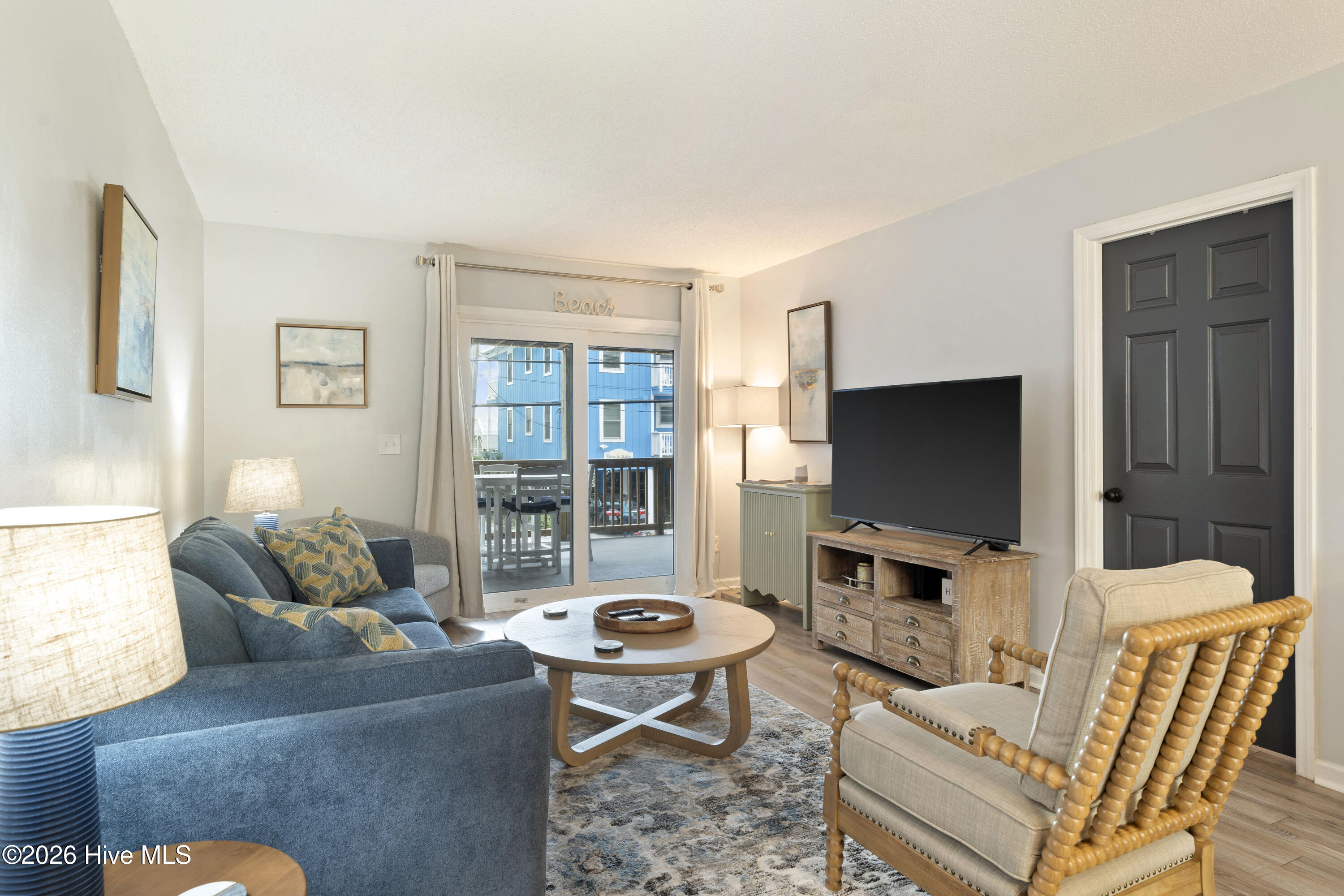 100555200 | Photo 29