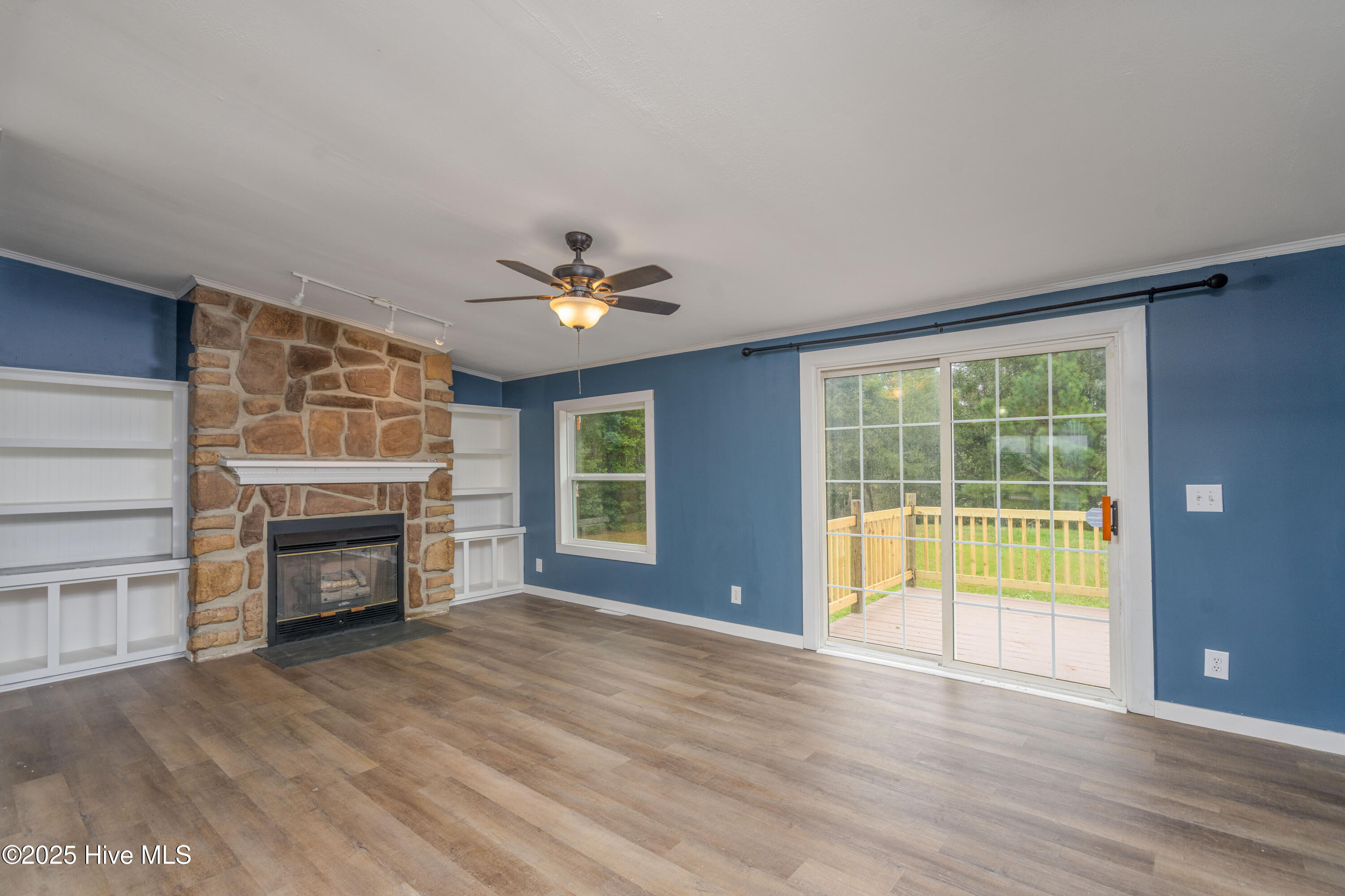 100536641 | Photo 19