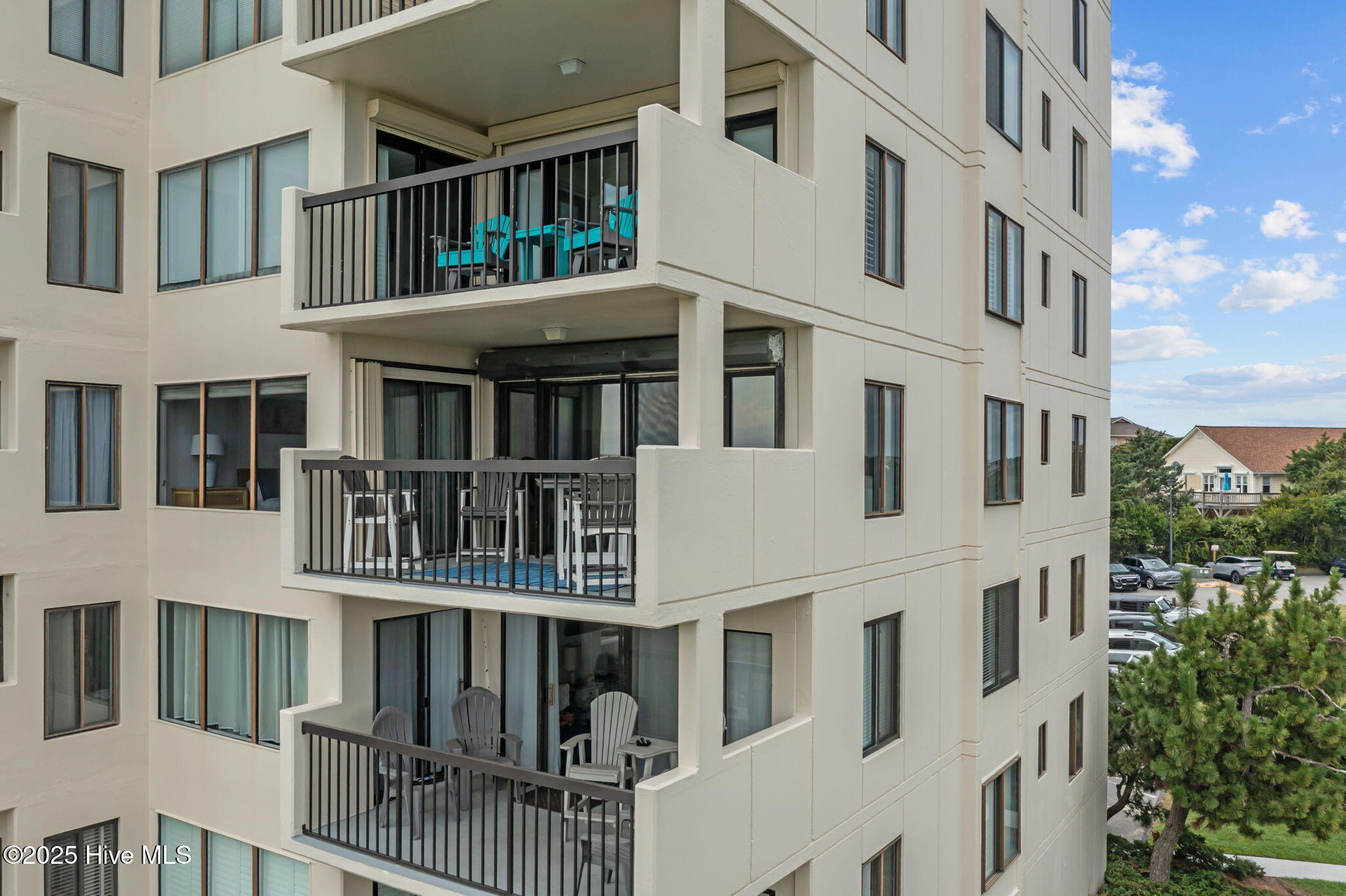 100520425 | Photo 17