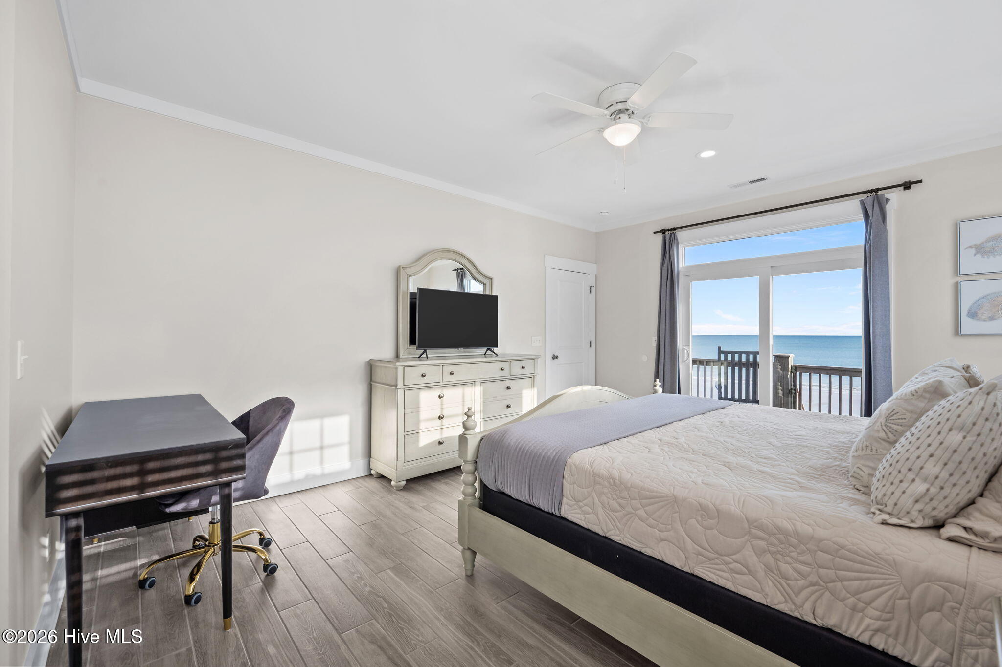 100555174 | Photo 34