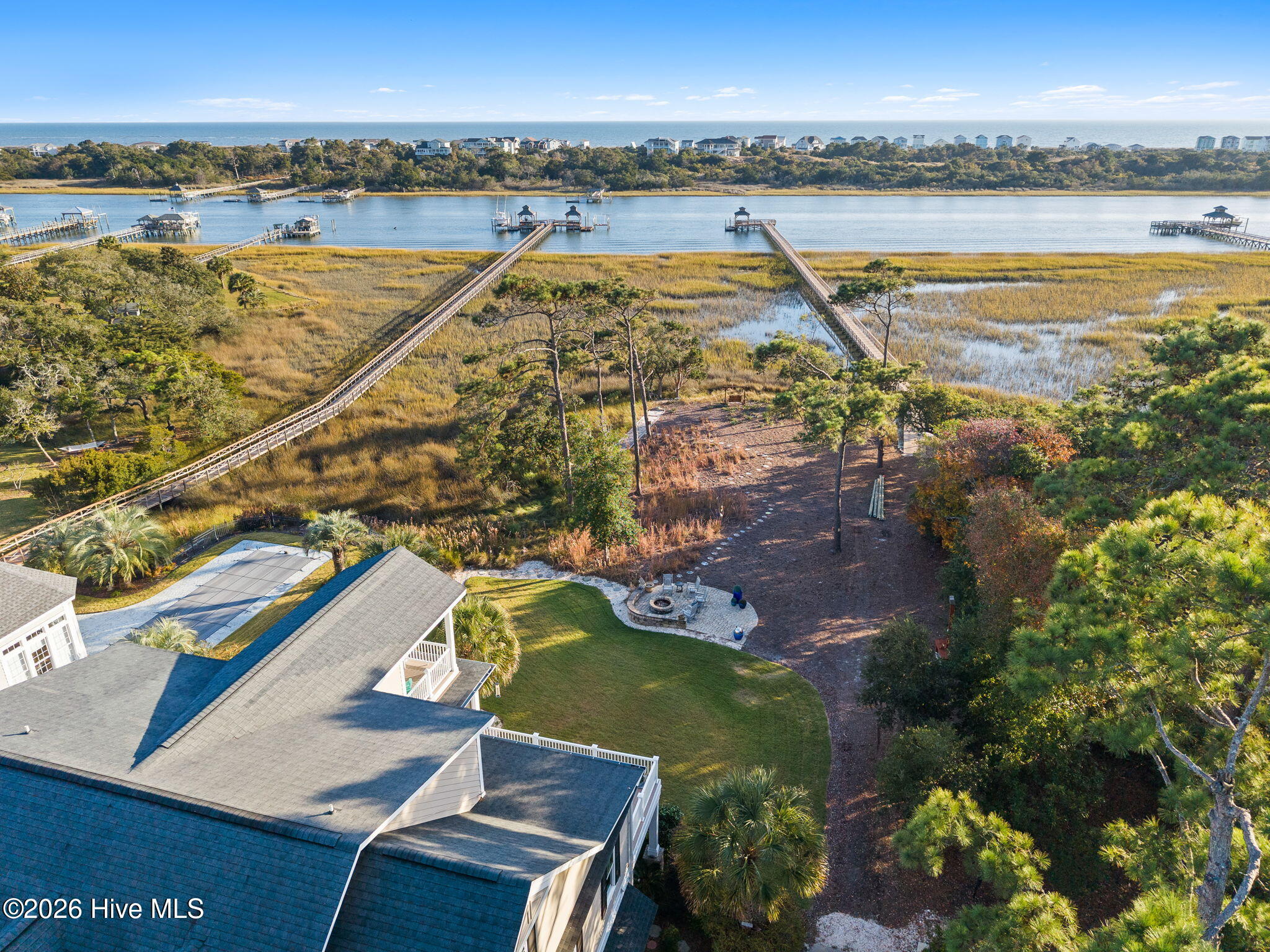 100549947 | Photo 85