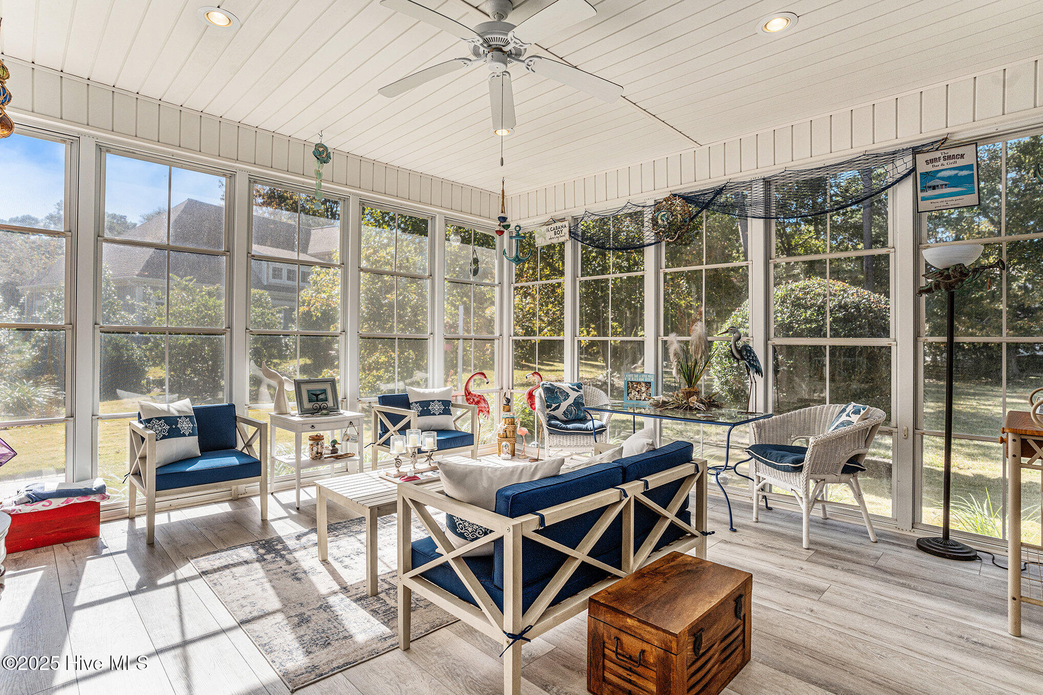 100539757 | Photo 24