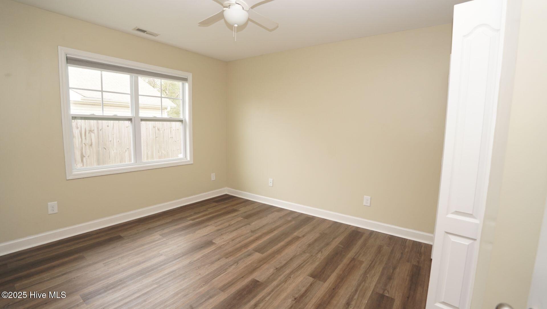 100538035 | Photo 27