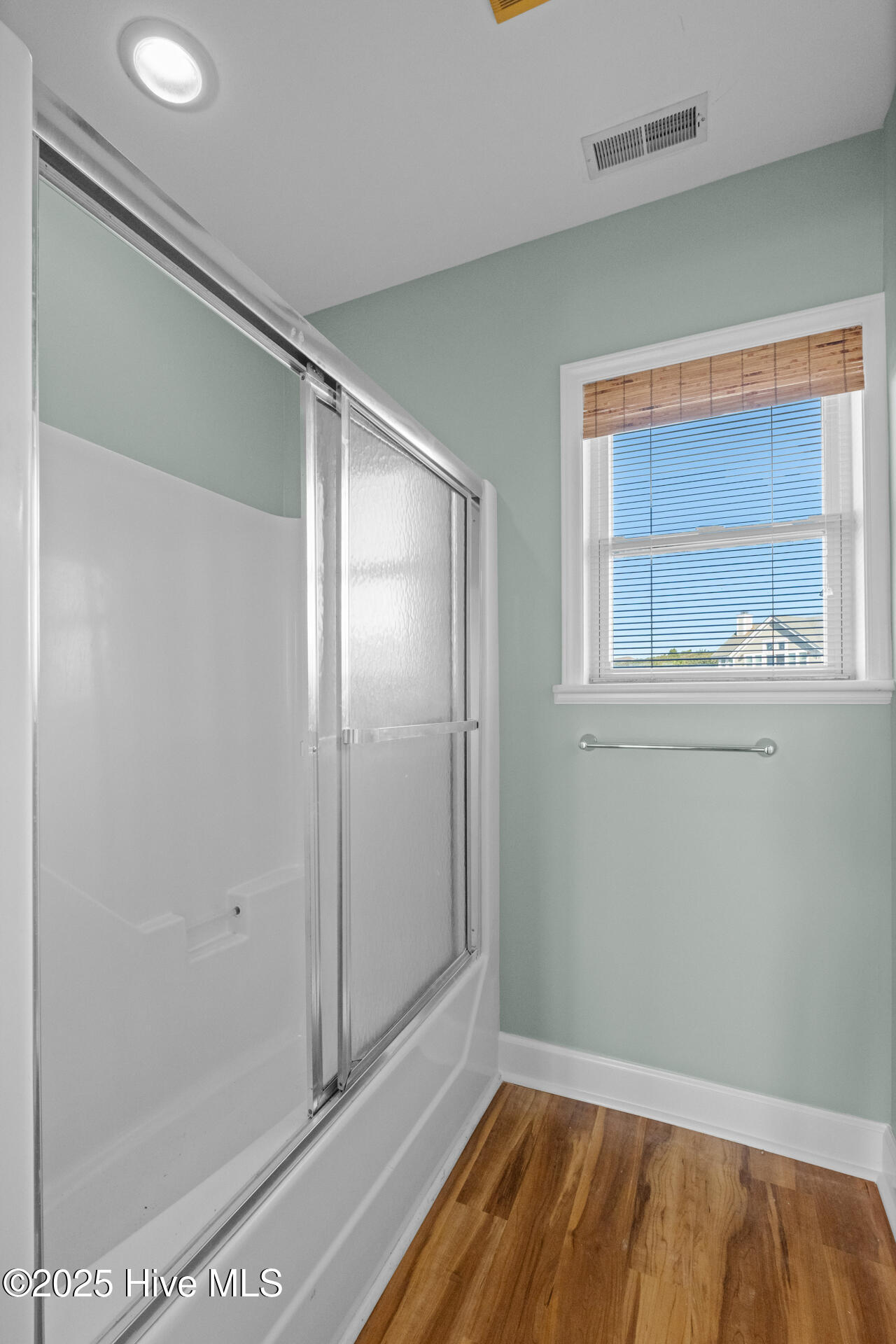 100539936 | Photo 25