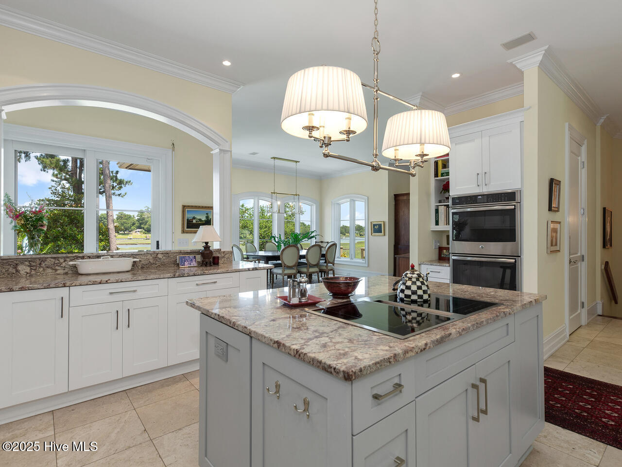 100526080 | Photo 17