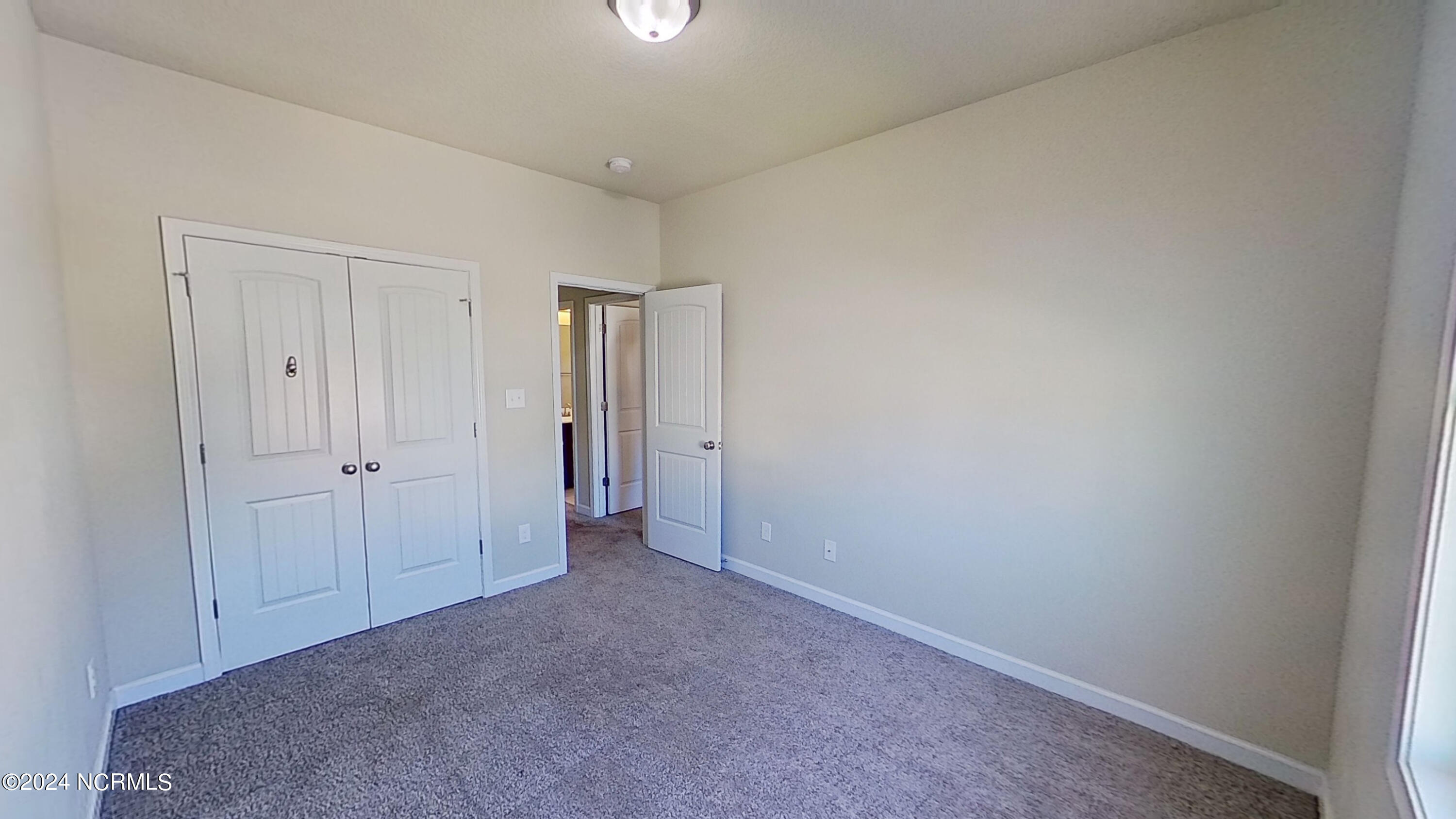 100524668 | Photo 24