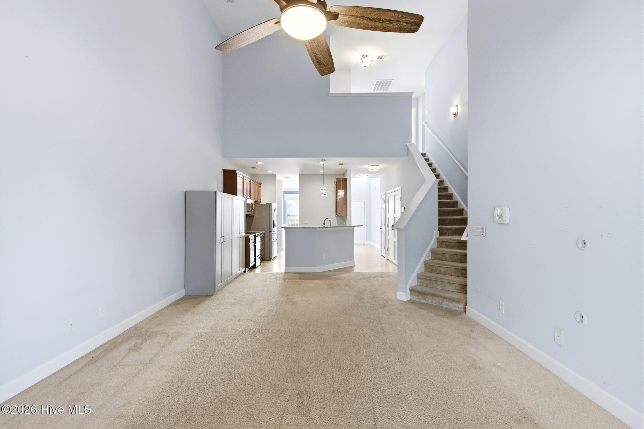 100564398 | Photo 14