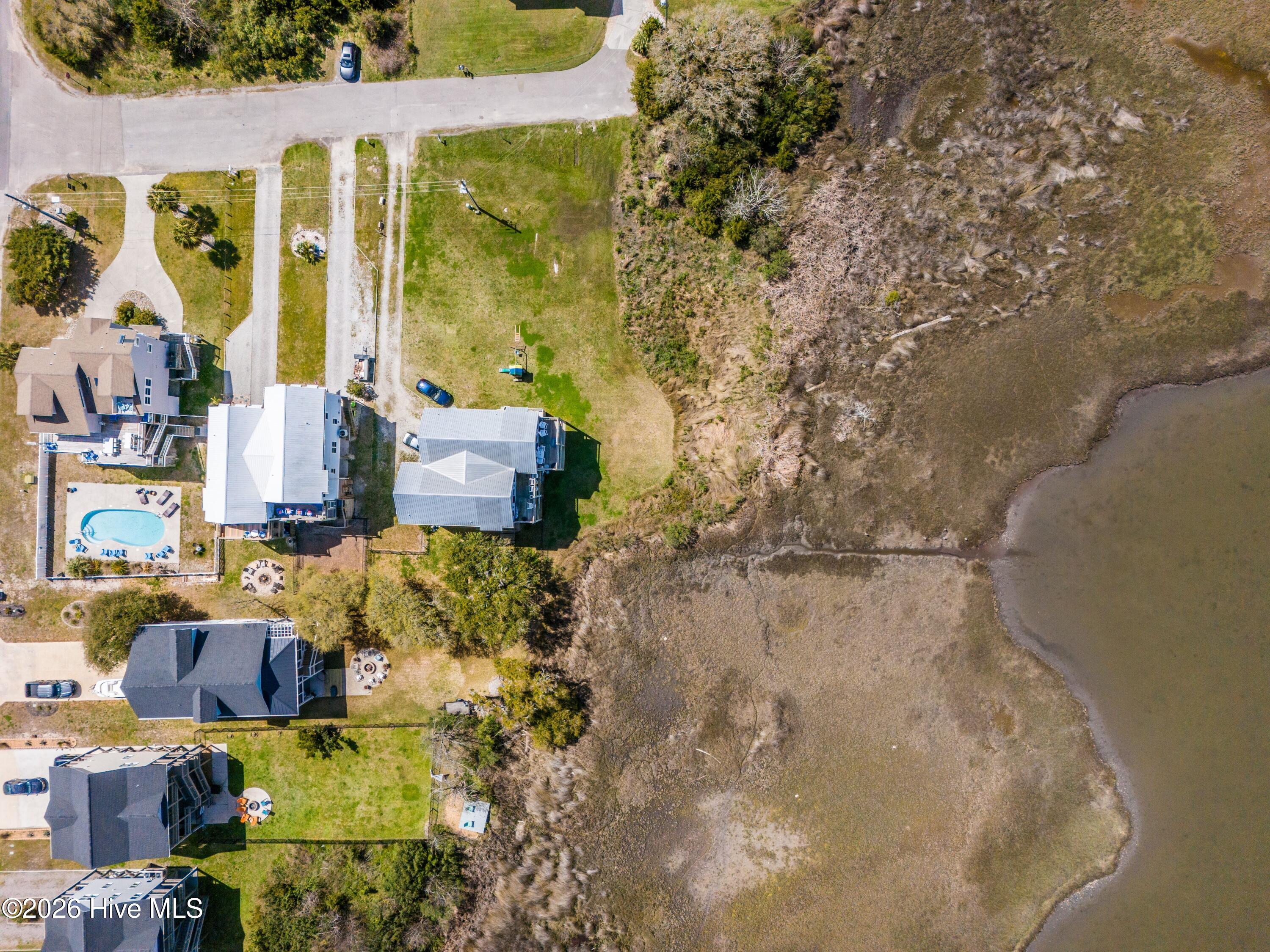 100564246 | Photo 35