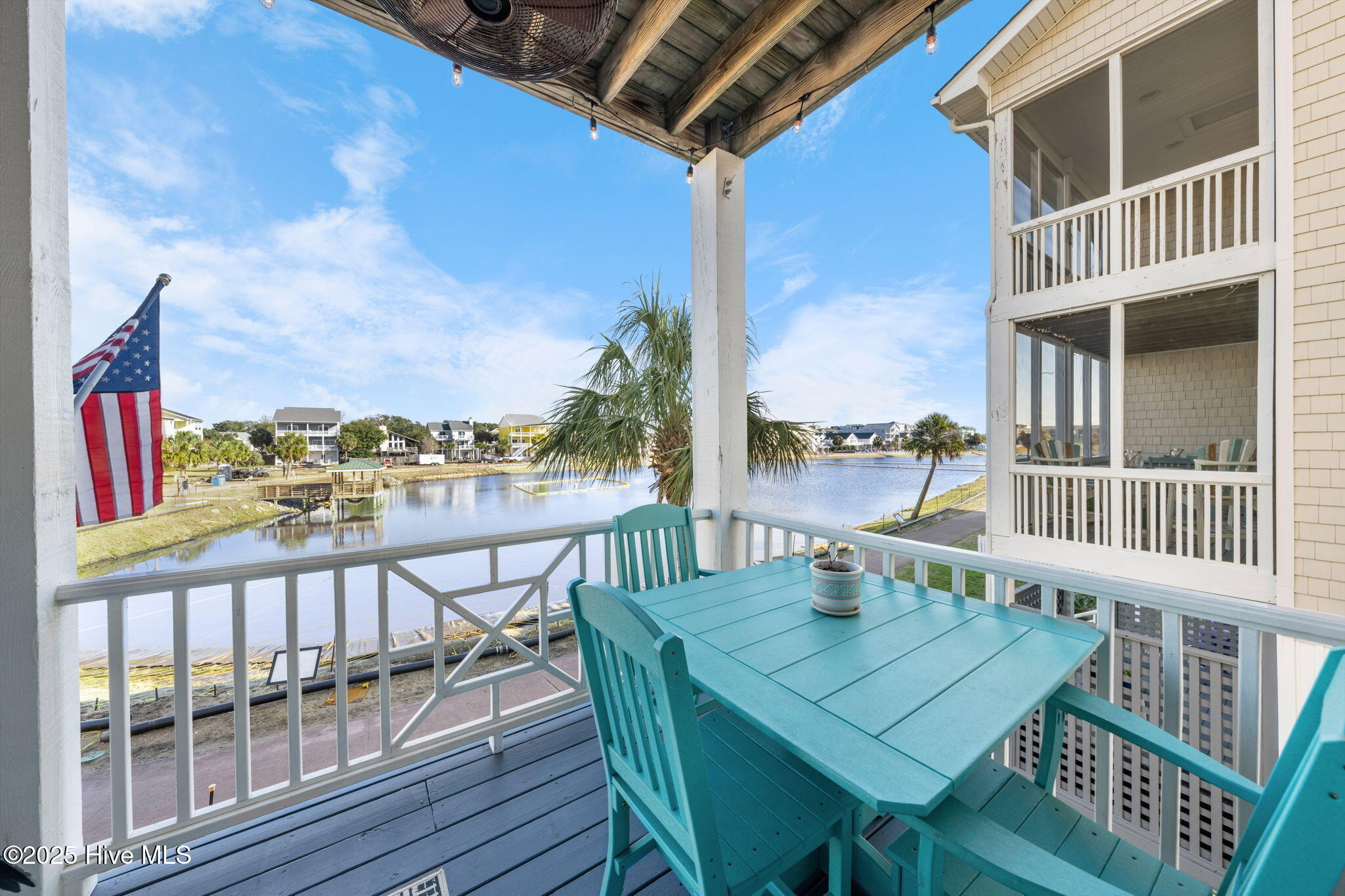 100526205 | Photo 56