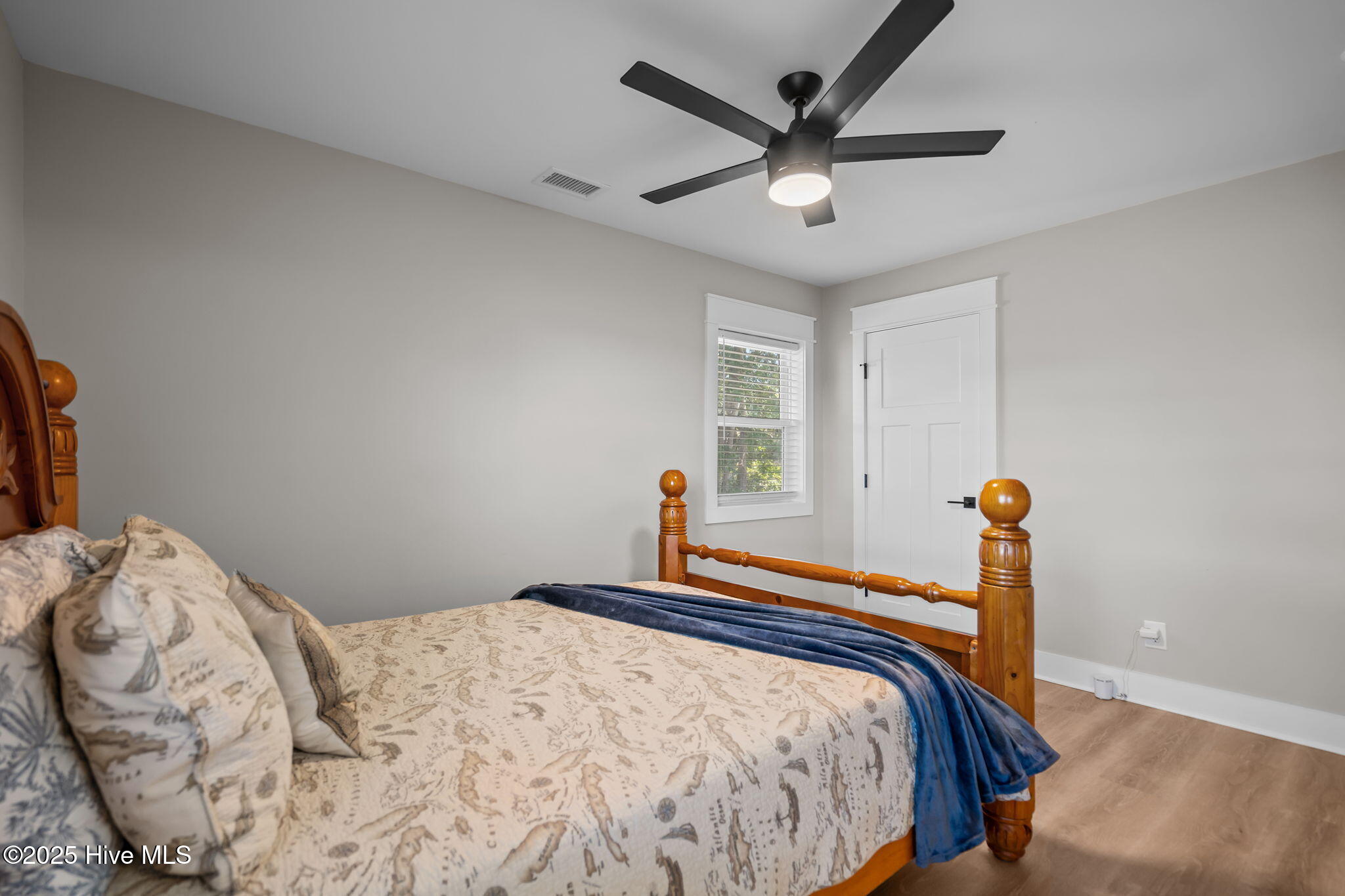 100538027 | Photo 29