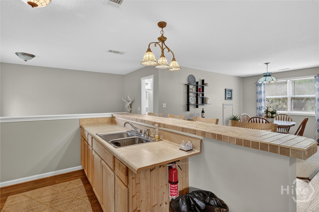 Garage Apartment kitchen