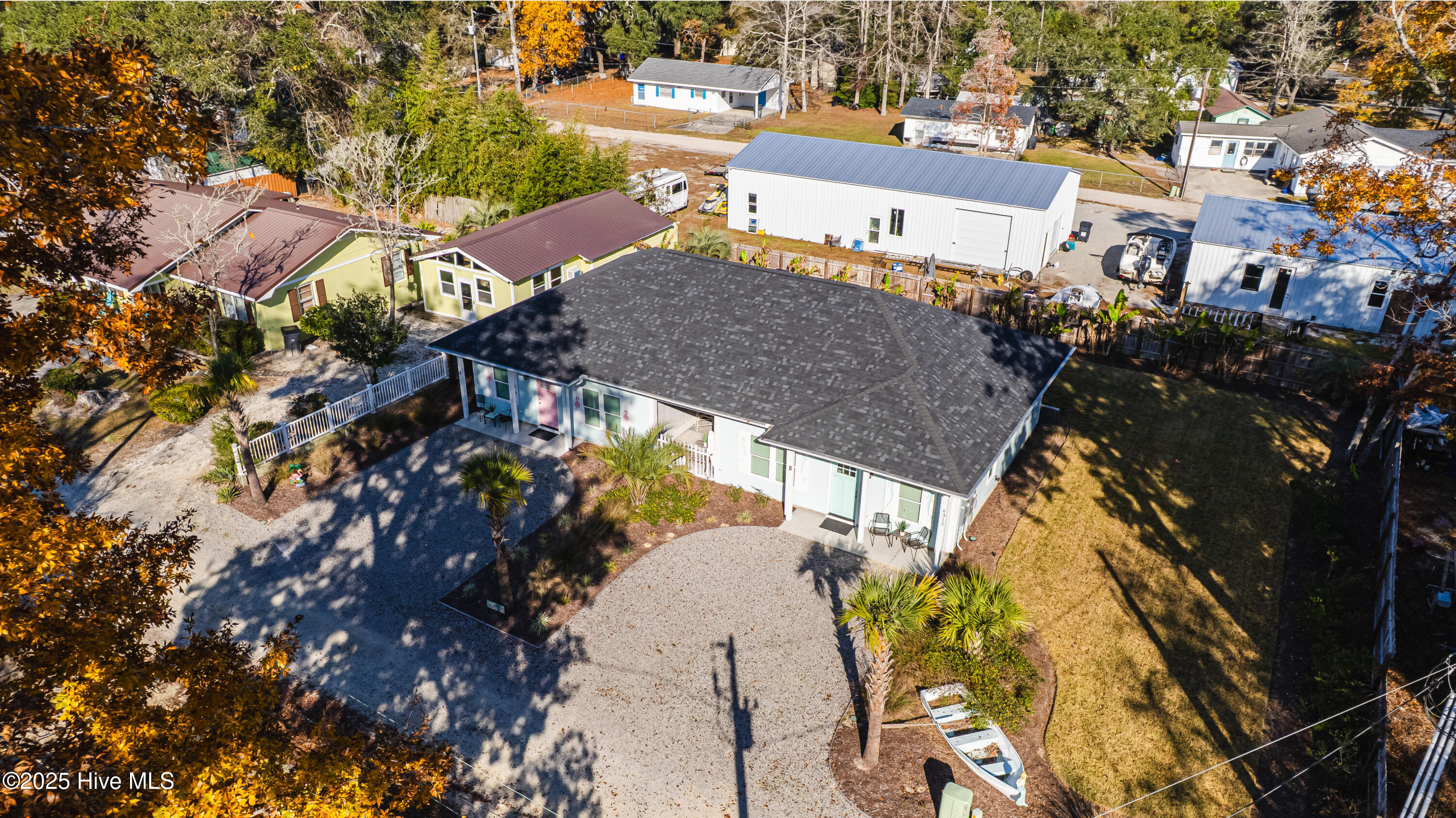 100542603 | Photo 46