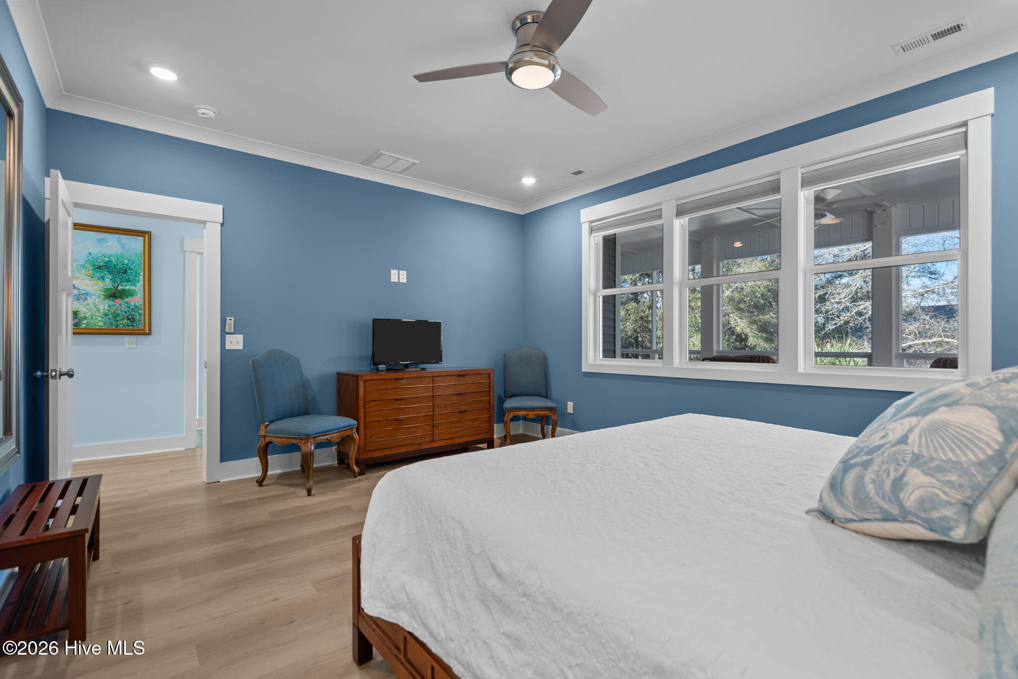 100546966 | Photo 26