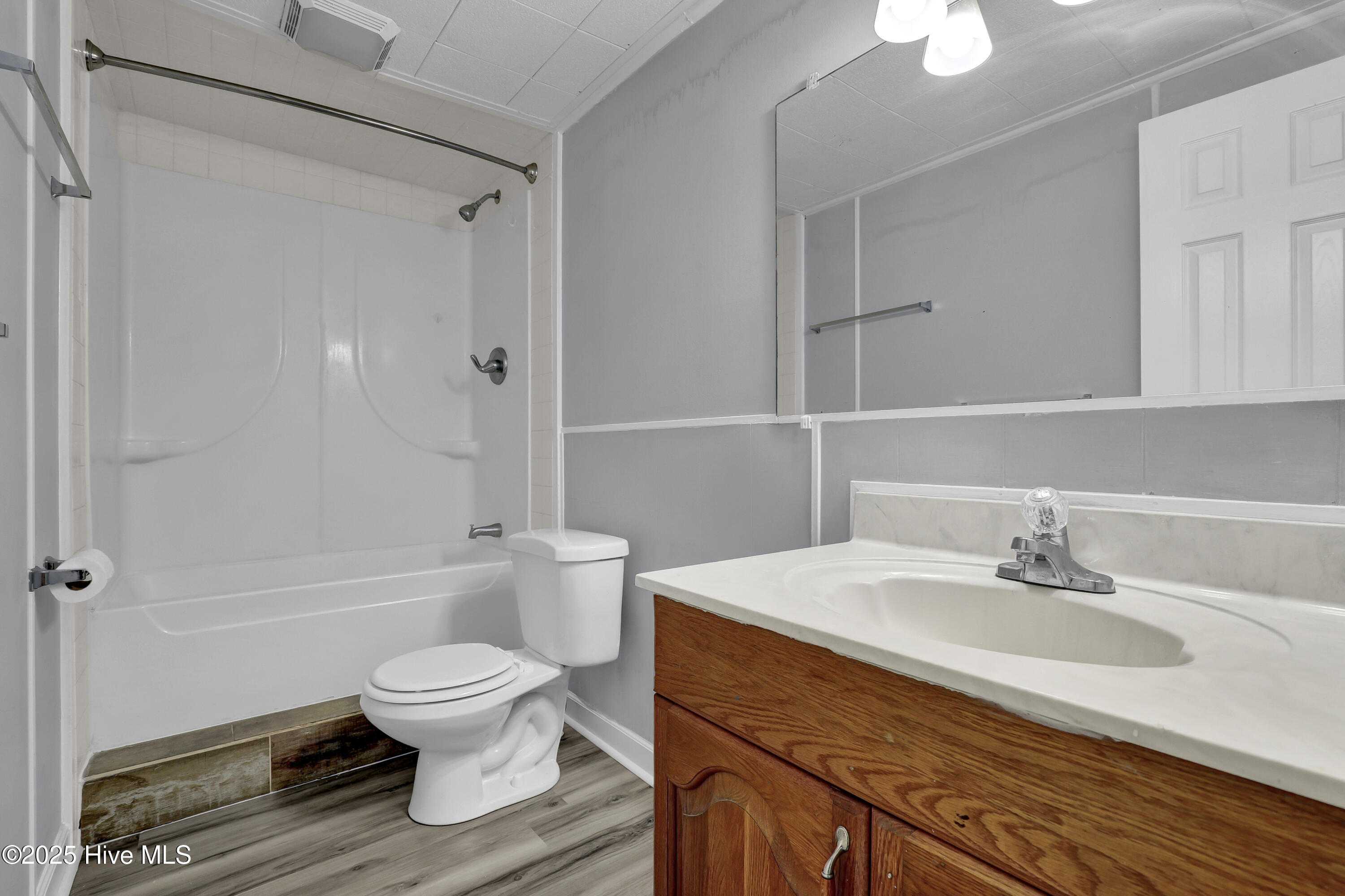 100516284 | Photo 18